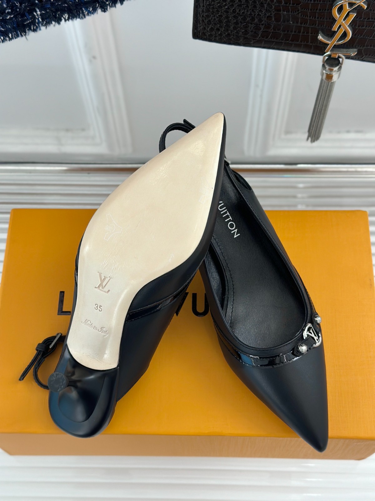 053 33123116 size 35-41
