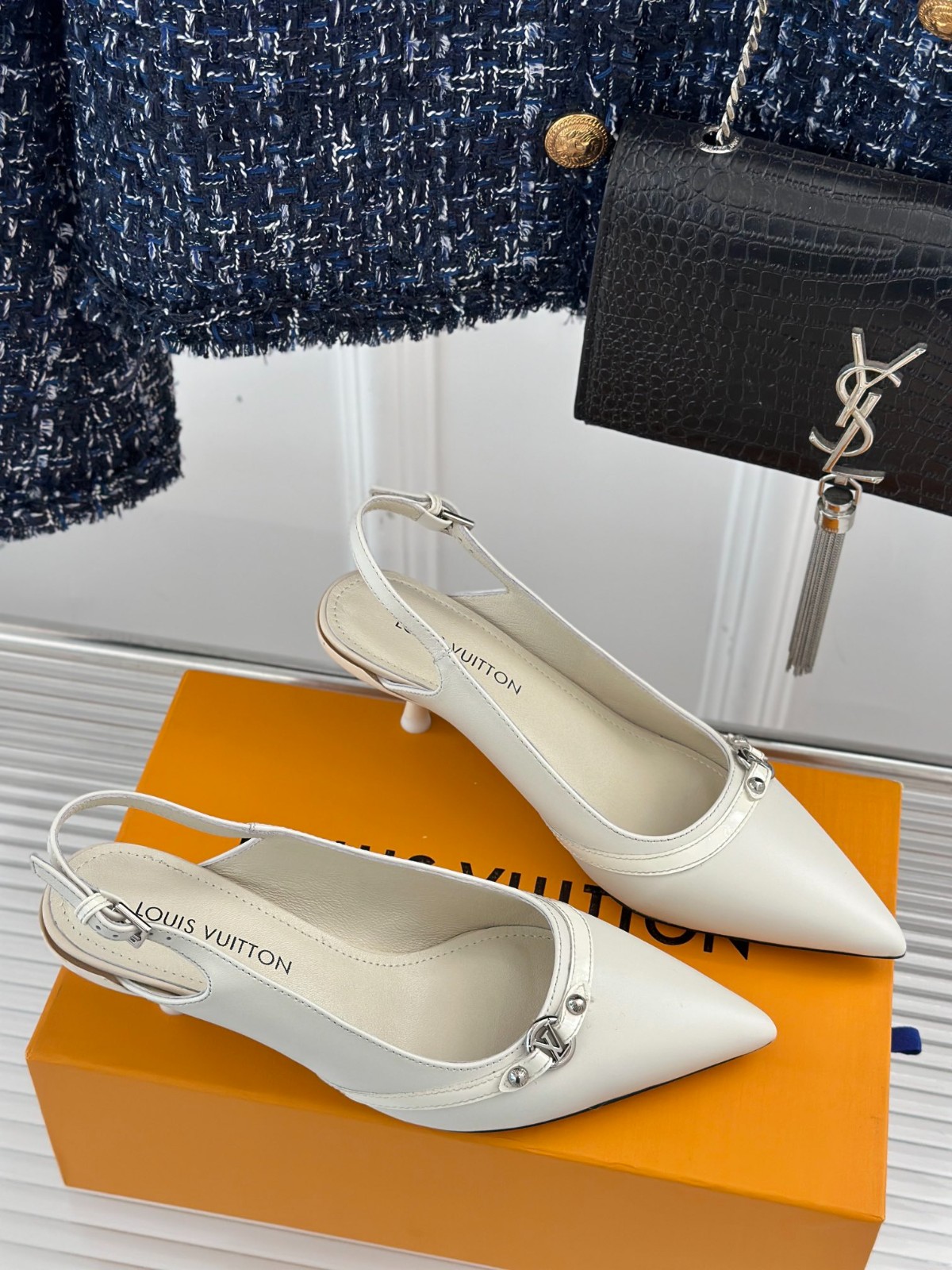 052 33123116 size 35-41