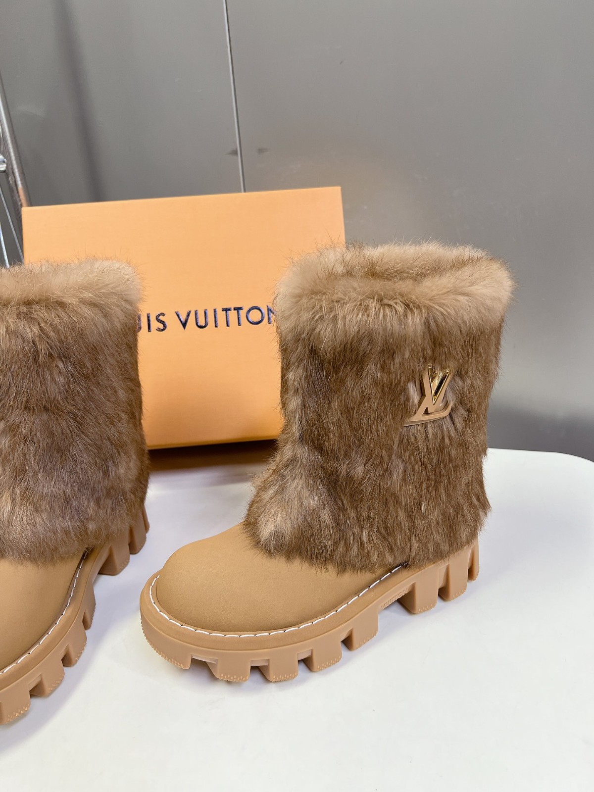 049 50123159 size 35-44