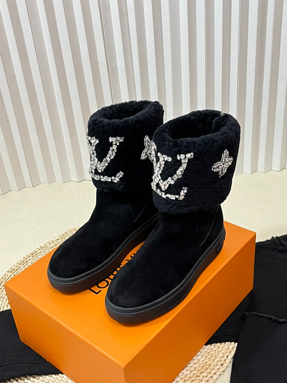 034 40123133 size 35-40