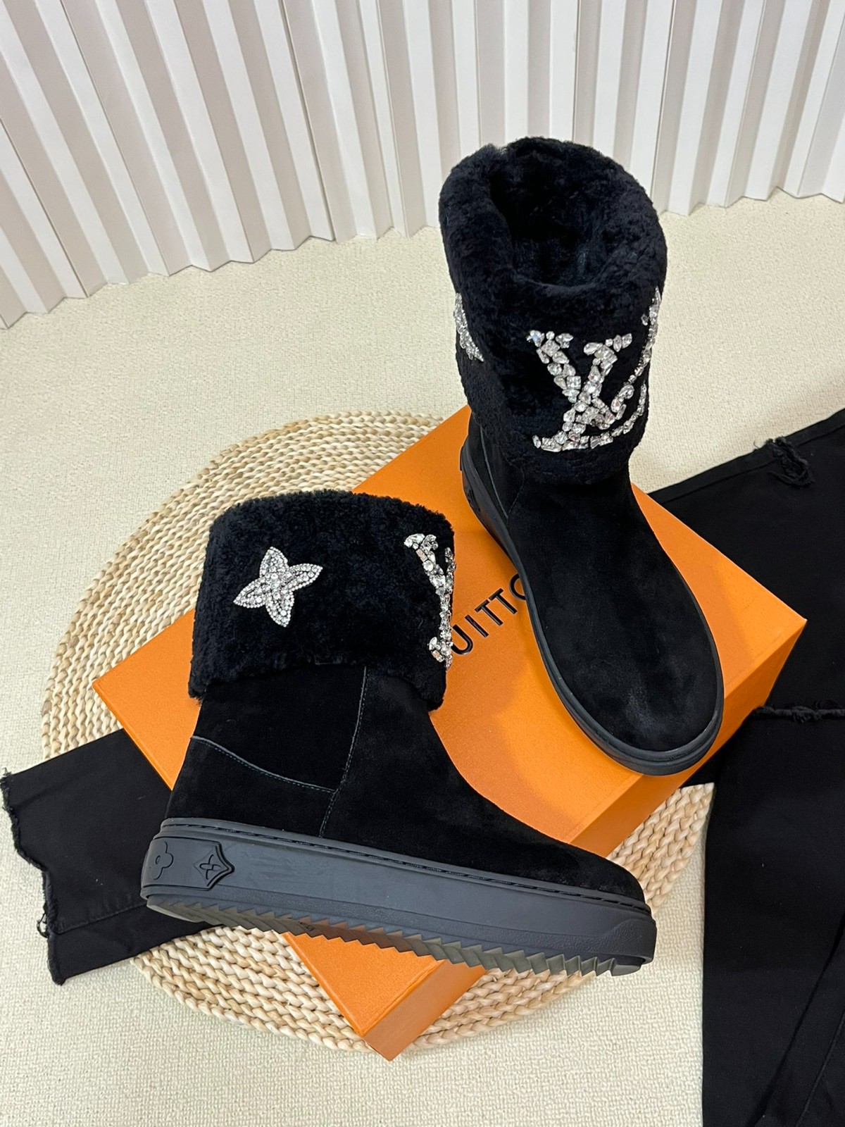 034 40123133 size 35-40