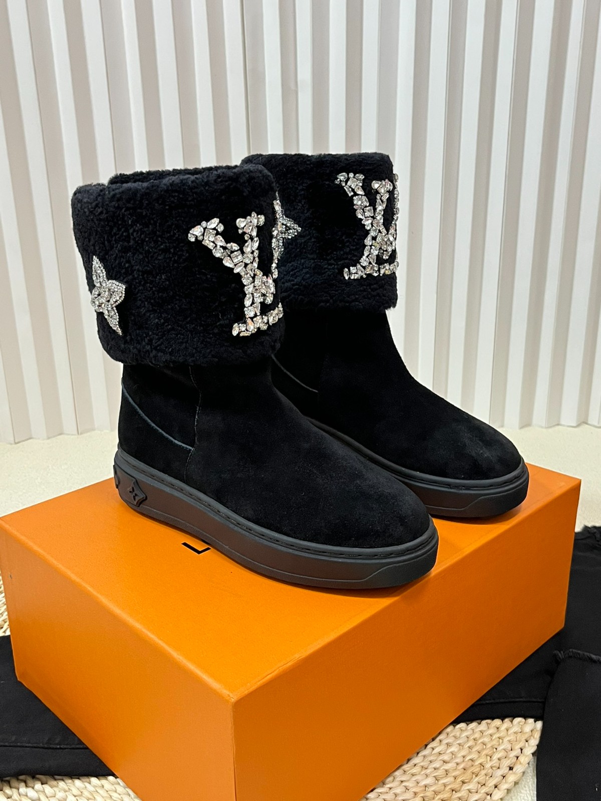 034 40123133 size 35-40