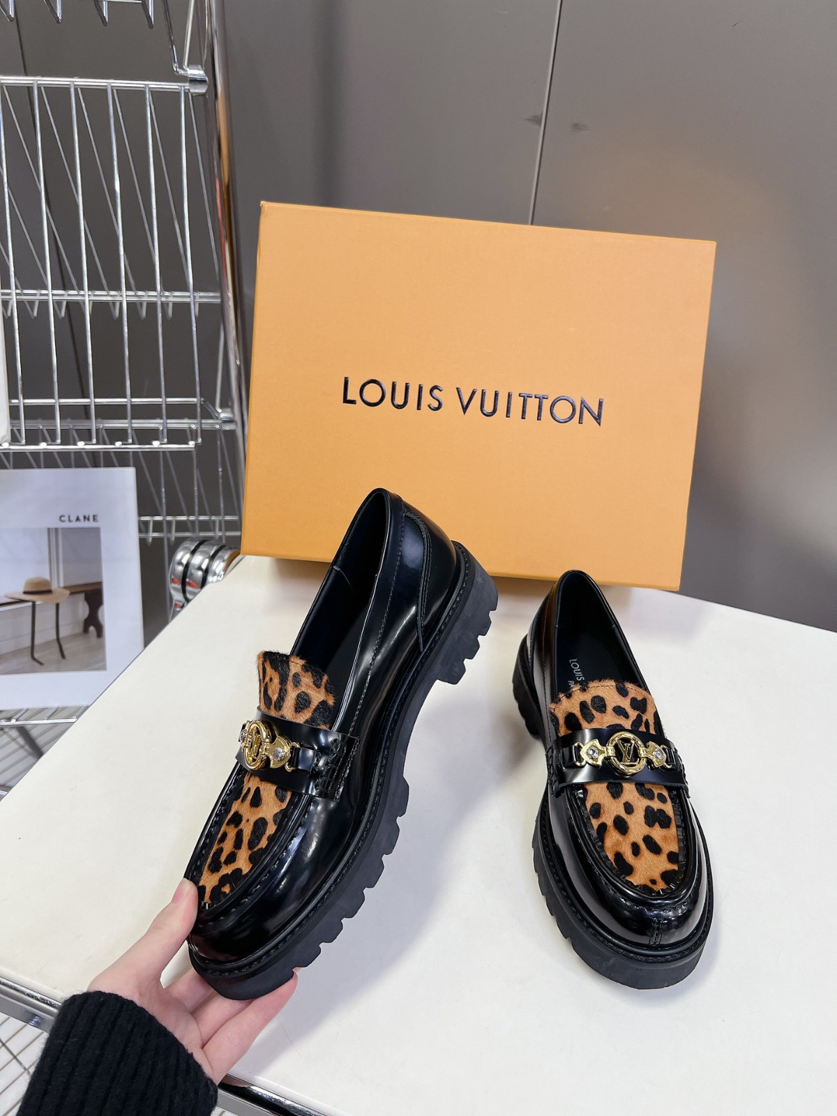 022 38123132 size 35-44