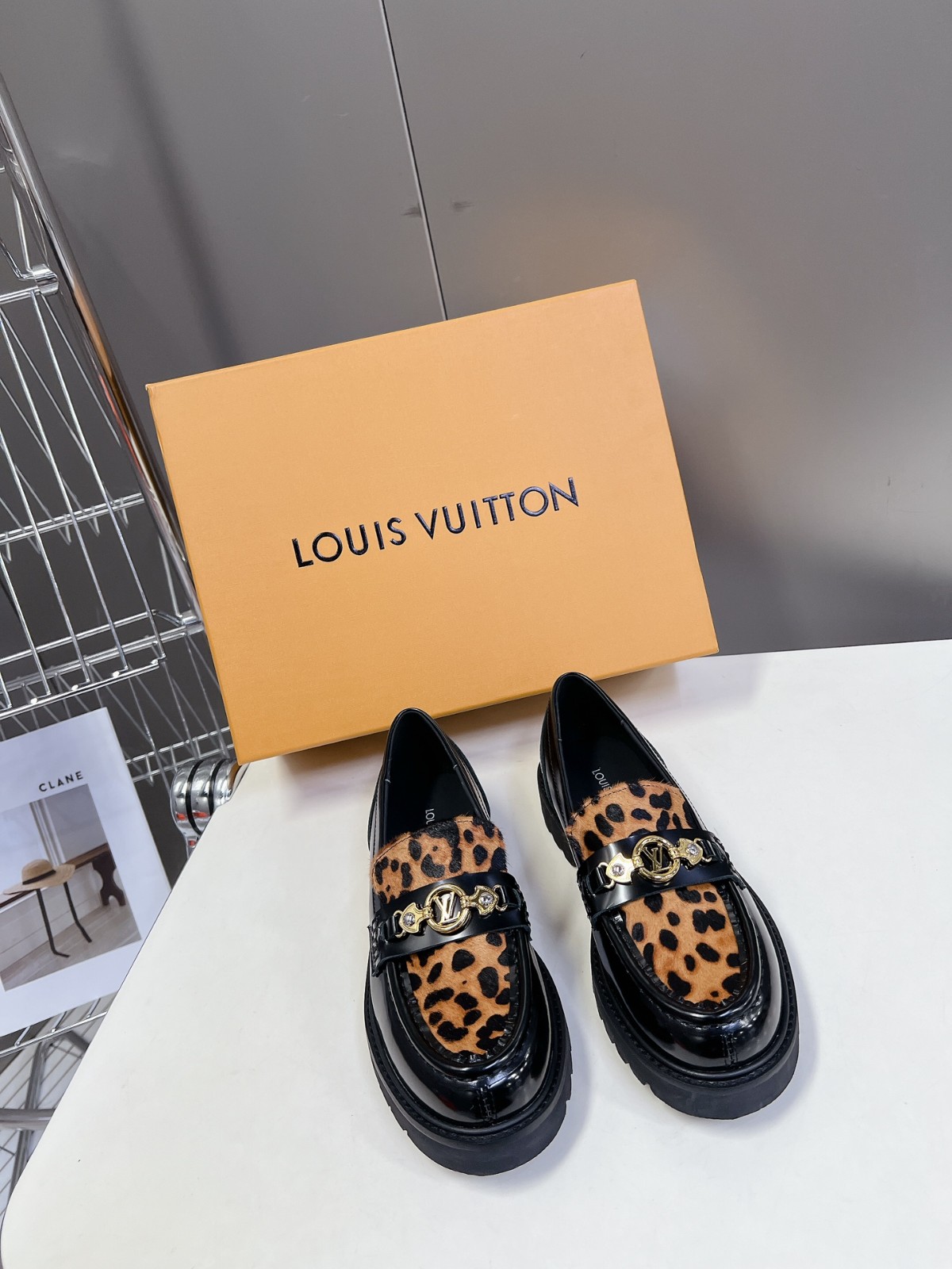 022 38123132 size 35-44