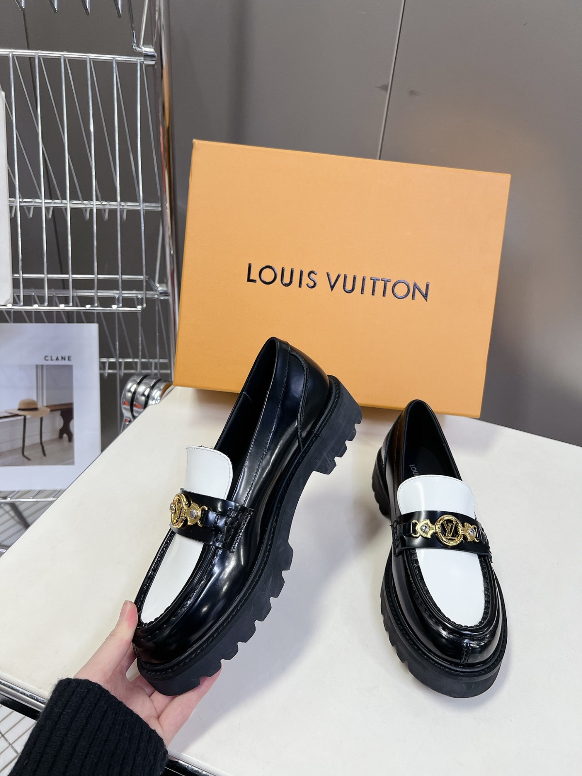 021 38123132 size 35-44