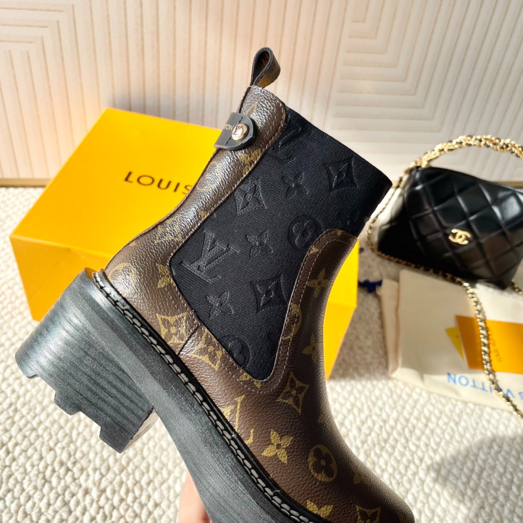 016 42123137 size 34-41