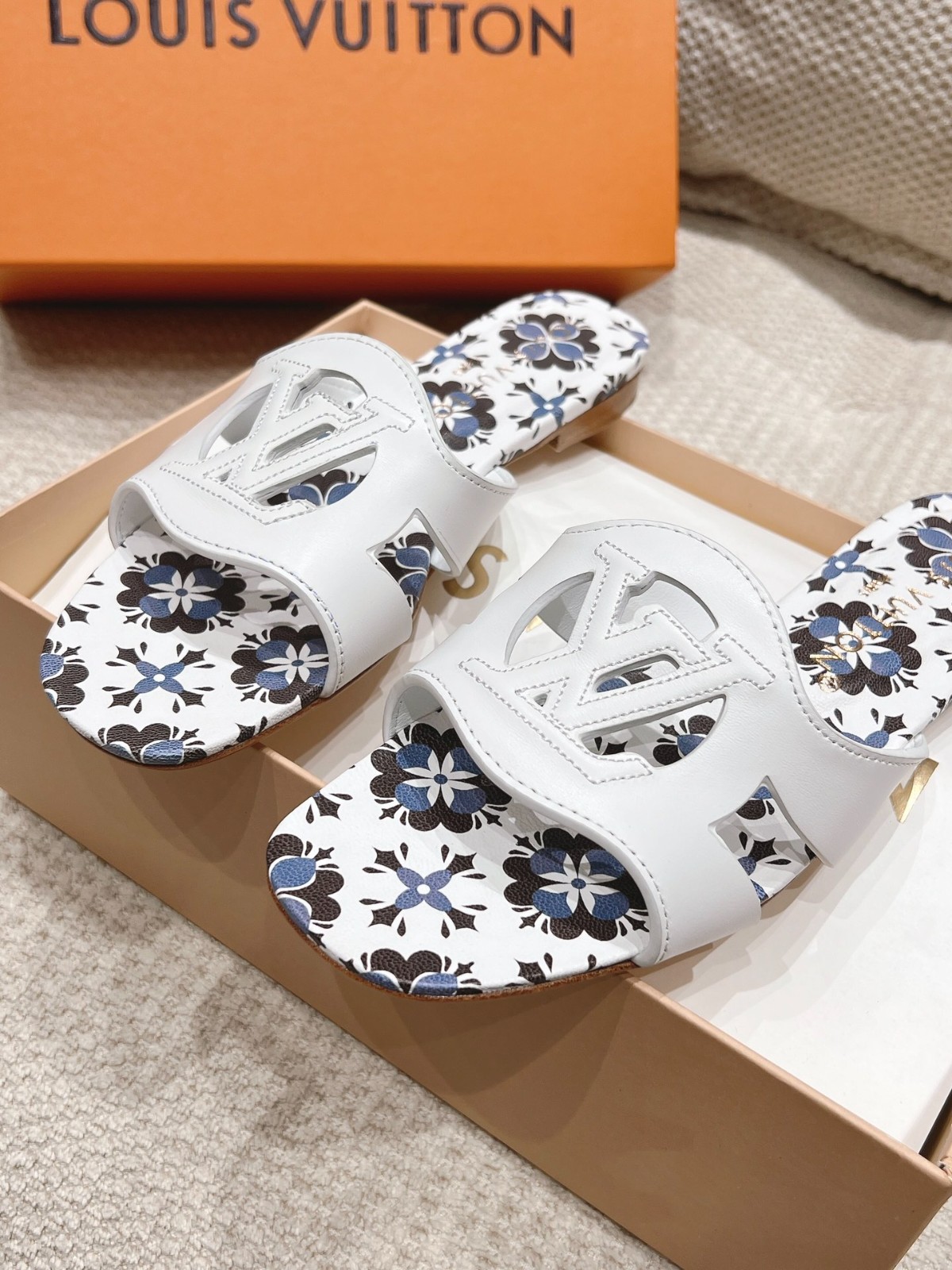 018 30123108 size 35-42