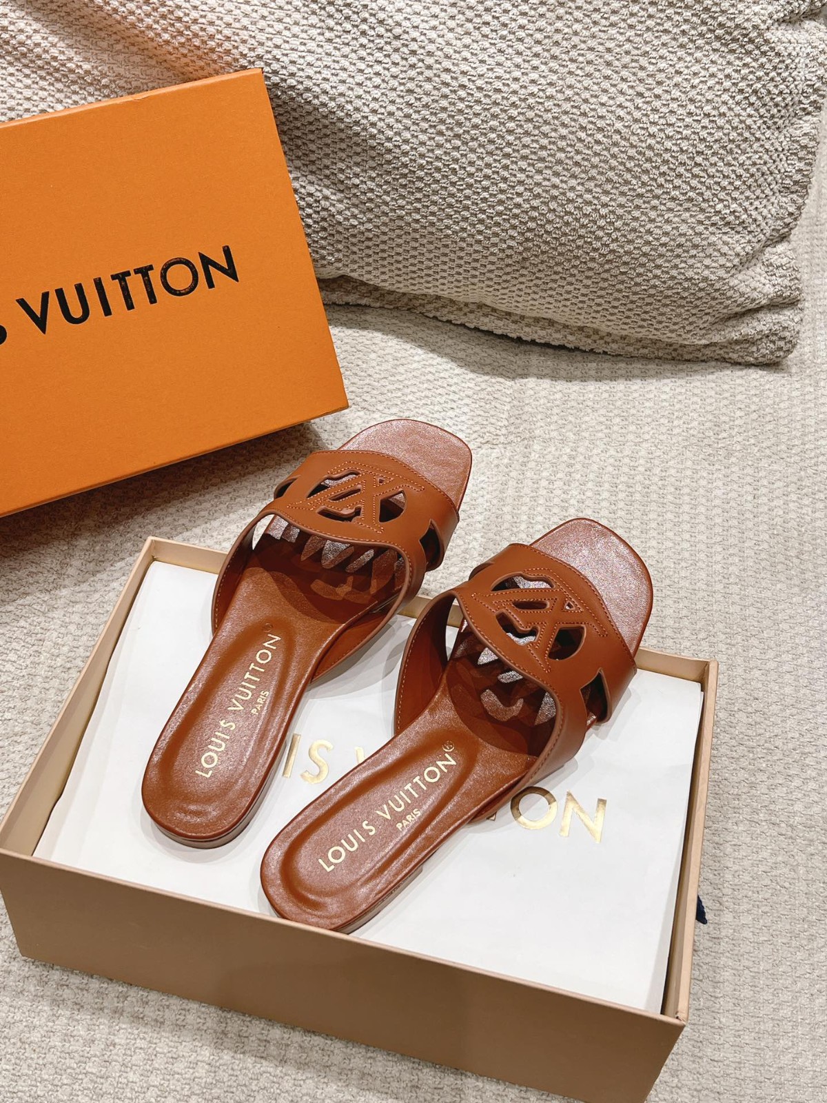 017 30123108 size 35-42