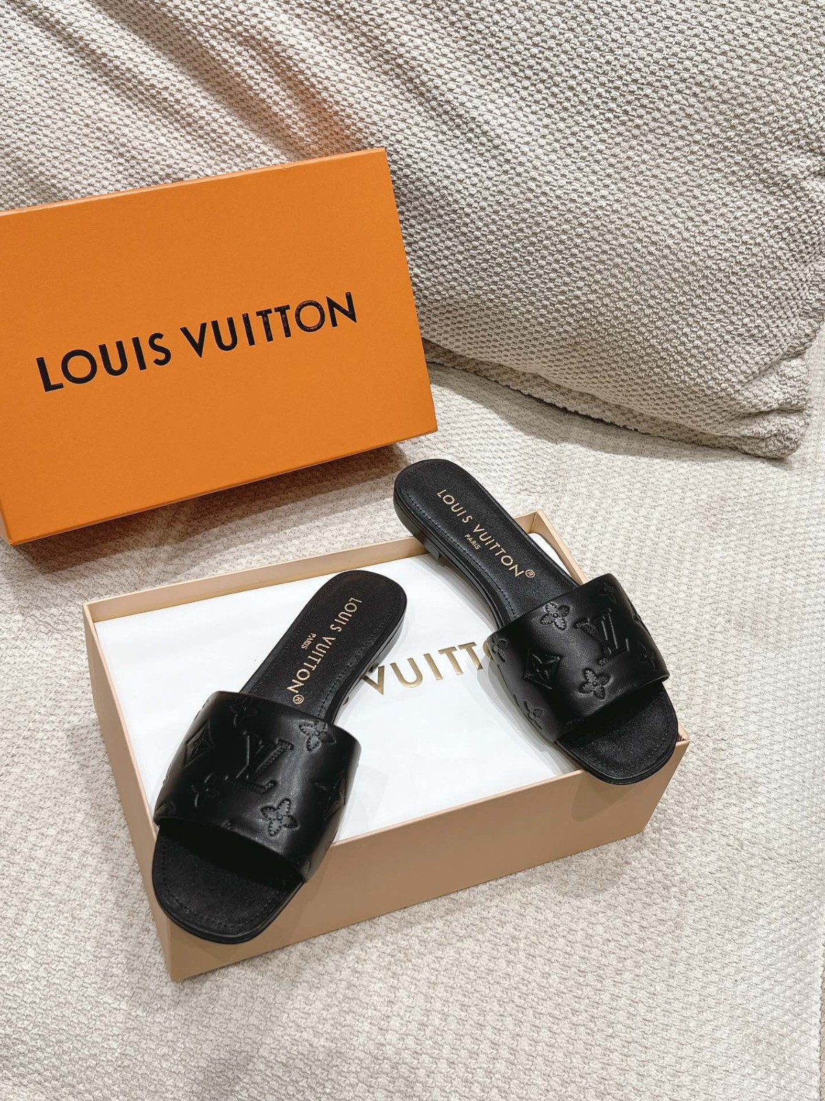 014 30123108 size 35-42