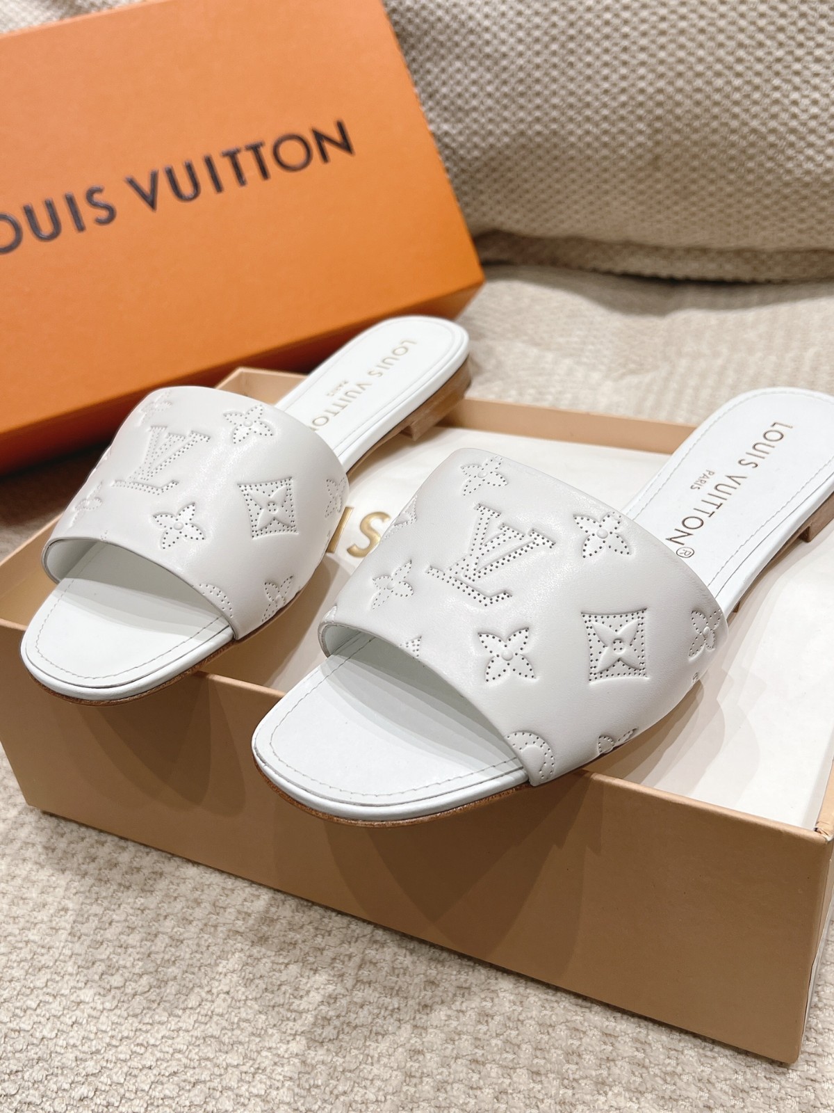 013 30123108 size 35-42