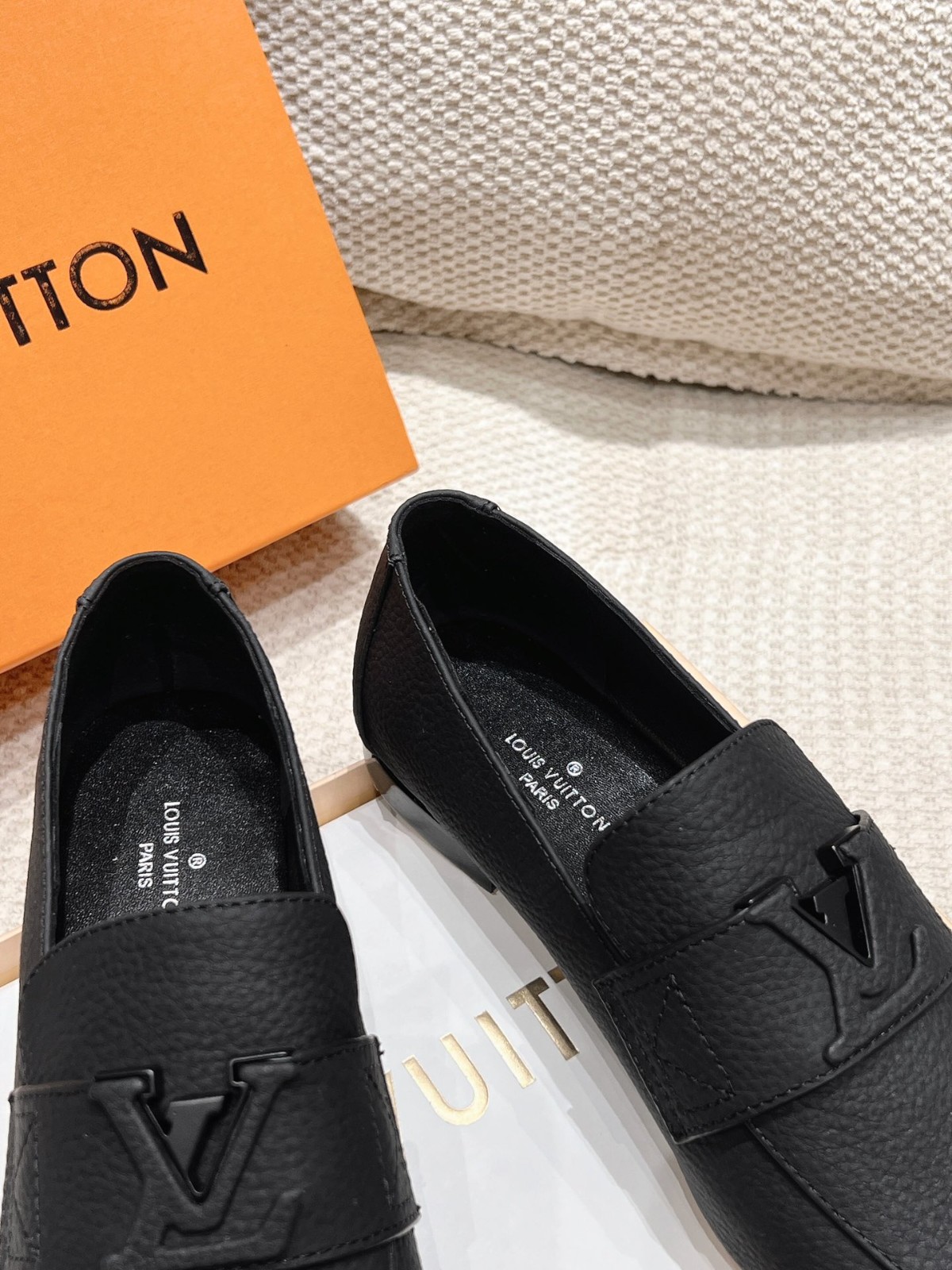 011 30123108 size 35-41