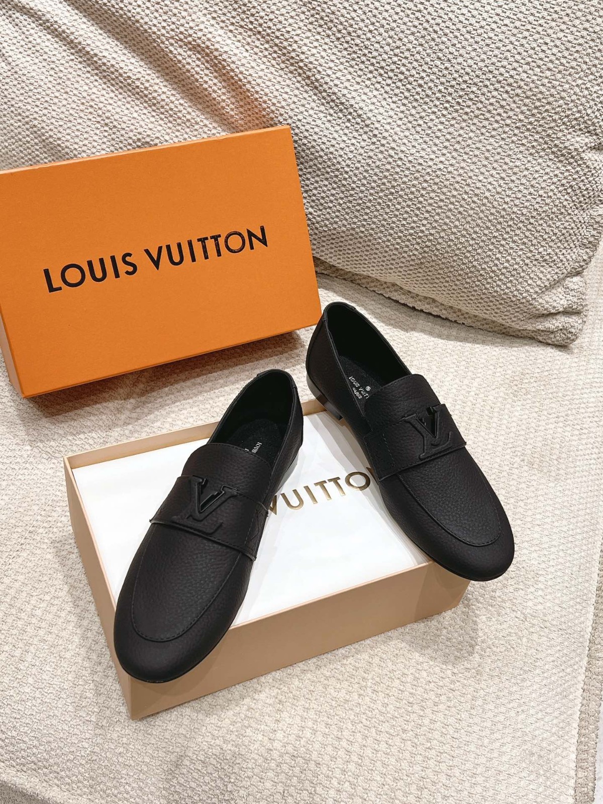 011 30123108 size 35-41