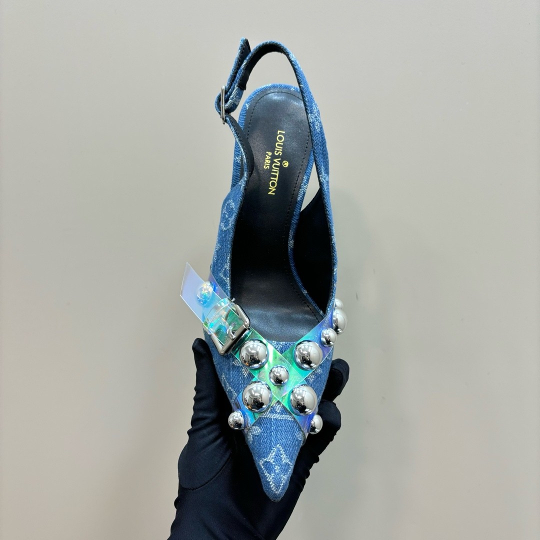 007 32123114 size 35-42