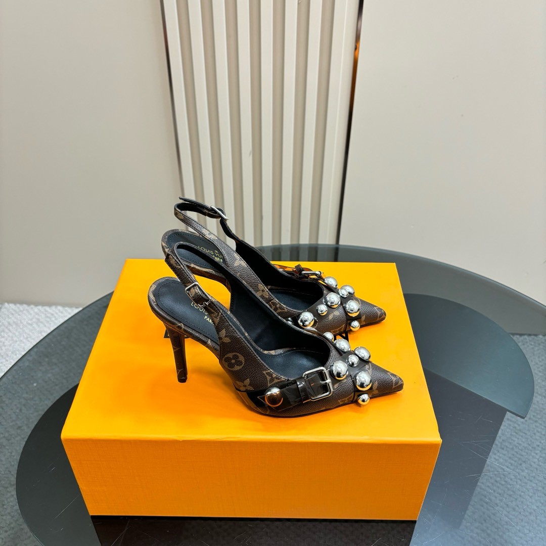 006 32123114 size 35-42