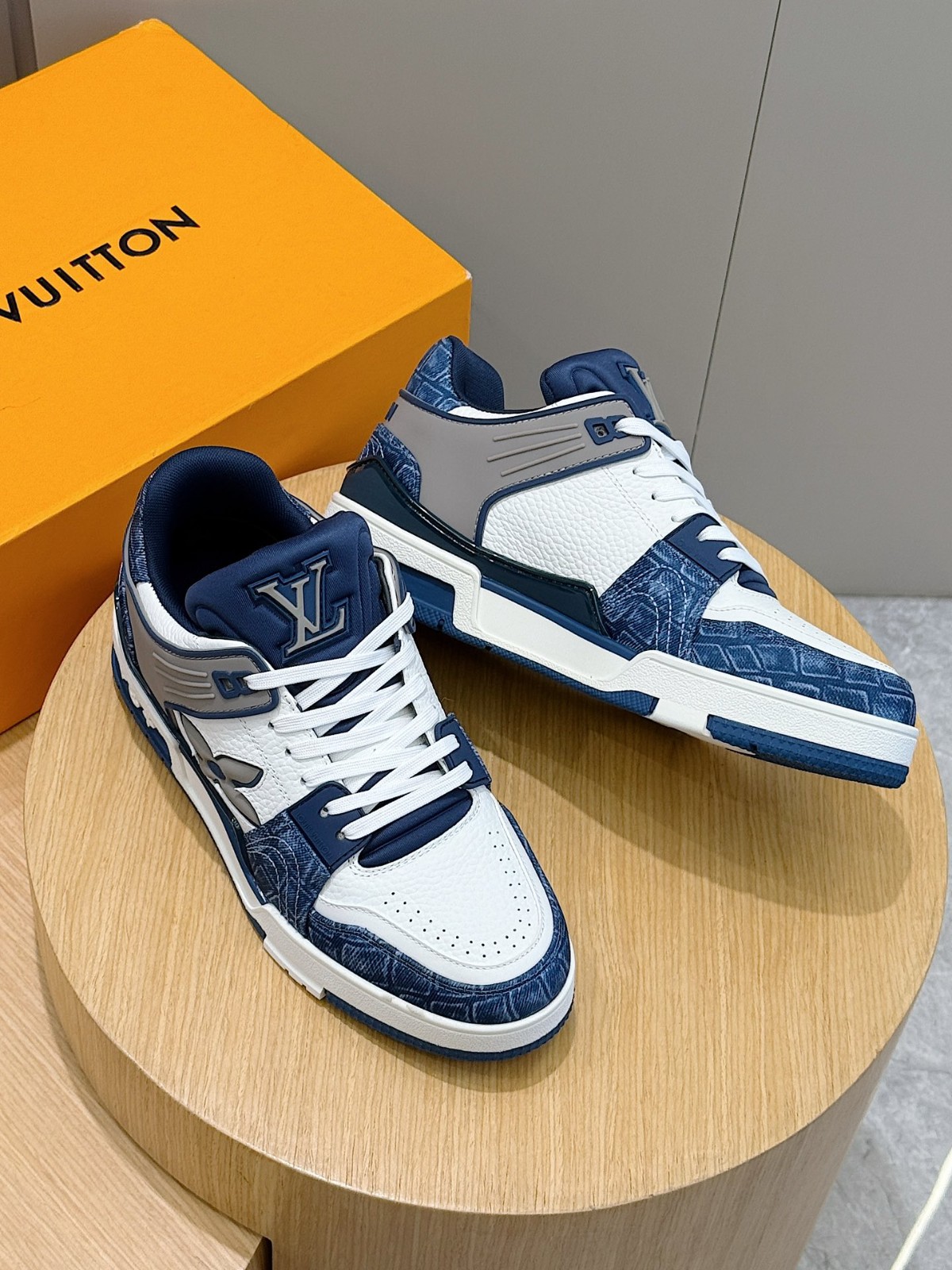 024 45123148 size 38-45