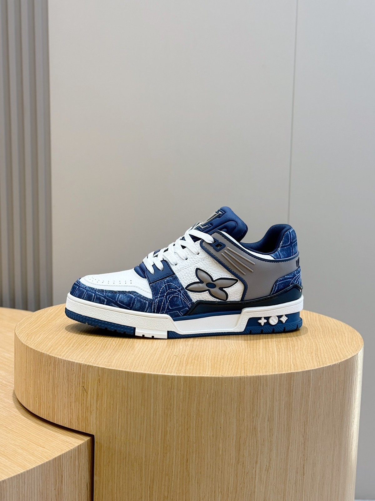 024 45123148 size 38-45