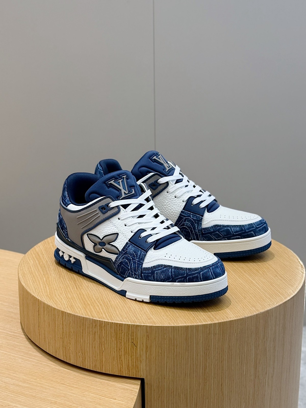 024 45123148 size 38-45