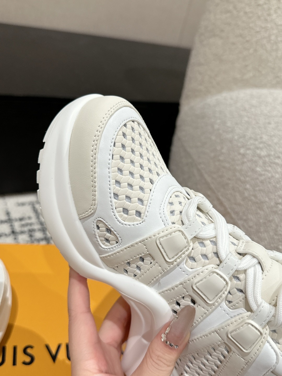 003 42123137 size 35-41