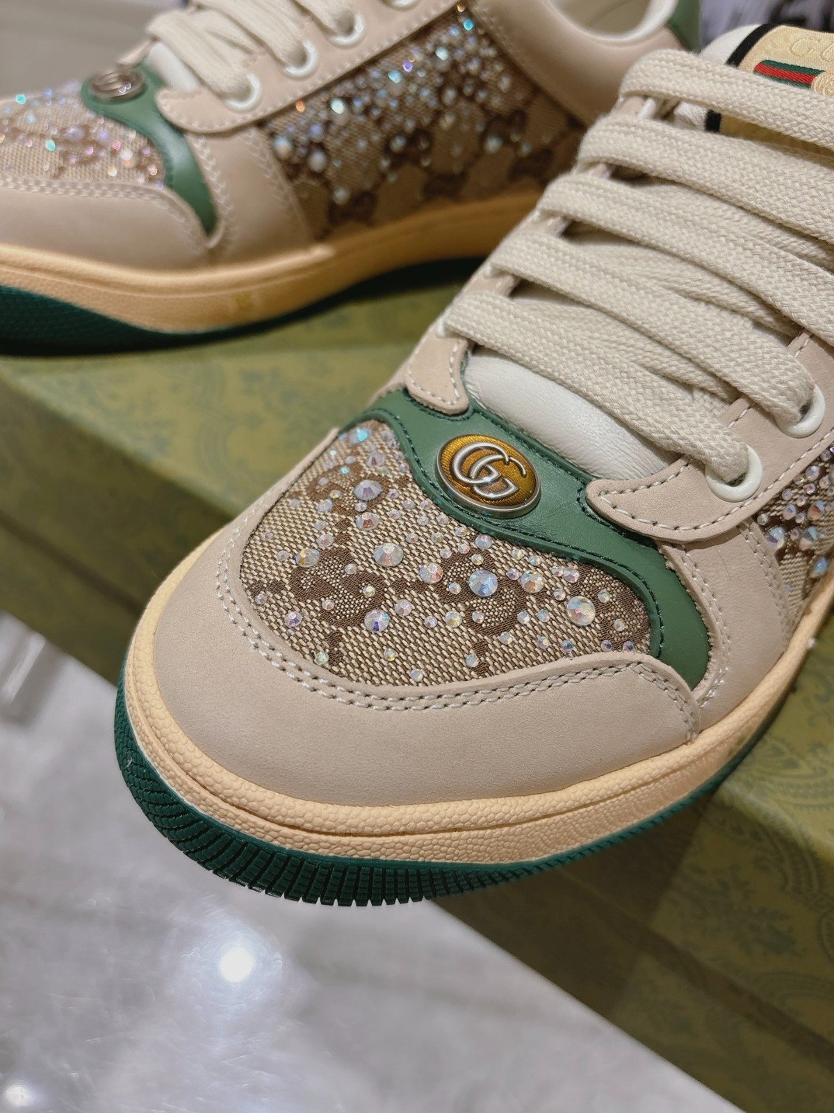 056 40123133 size 35-41