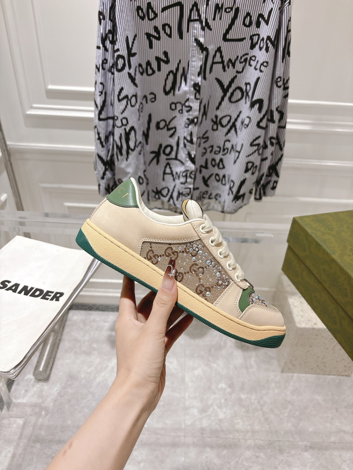 056 40123133 size 35-41