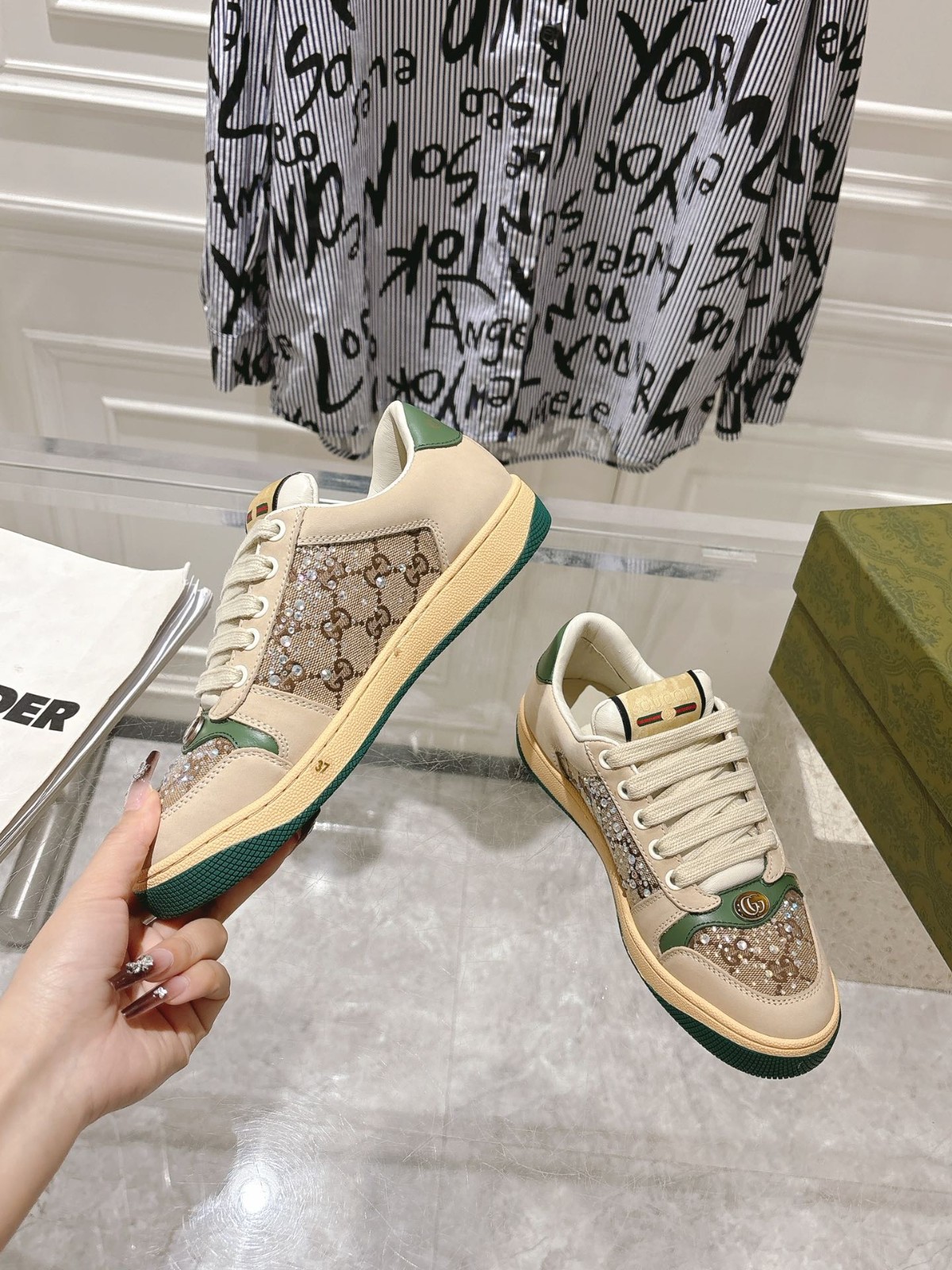 056 40123133 size 35-41
