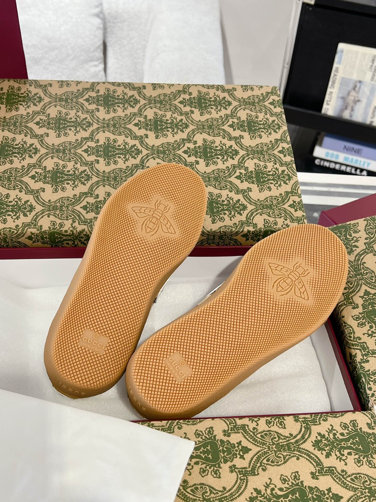 051 32123114 size 35-41