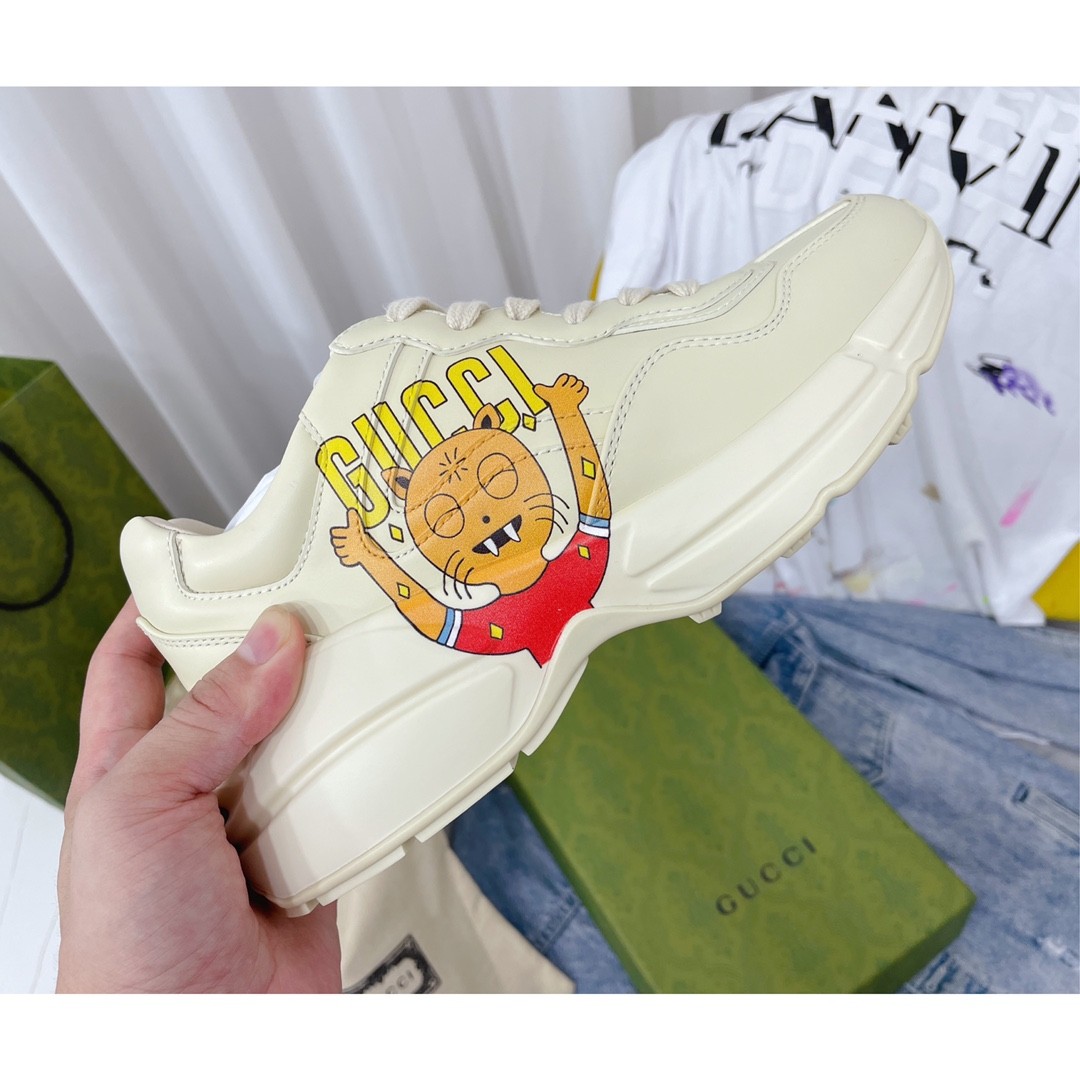 033 42123137 size 35-44