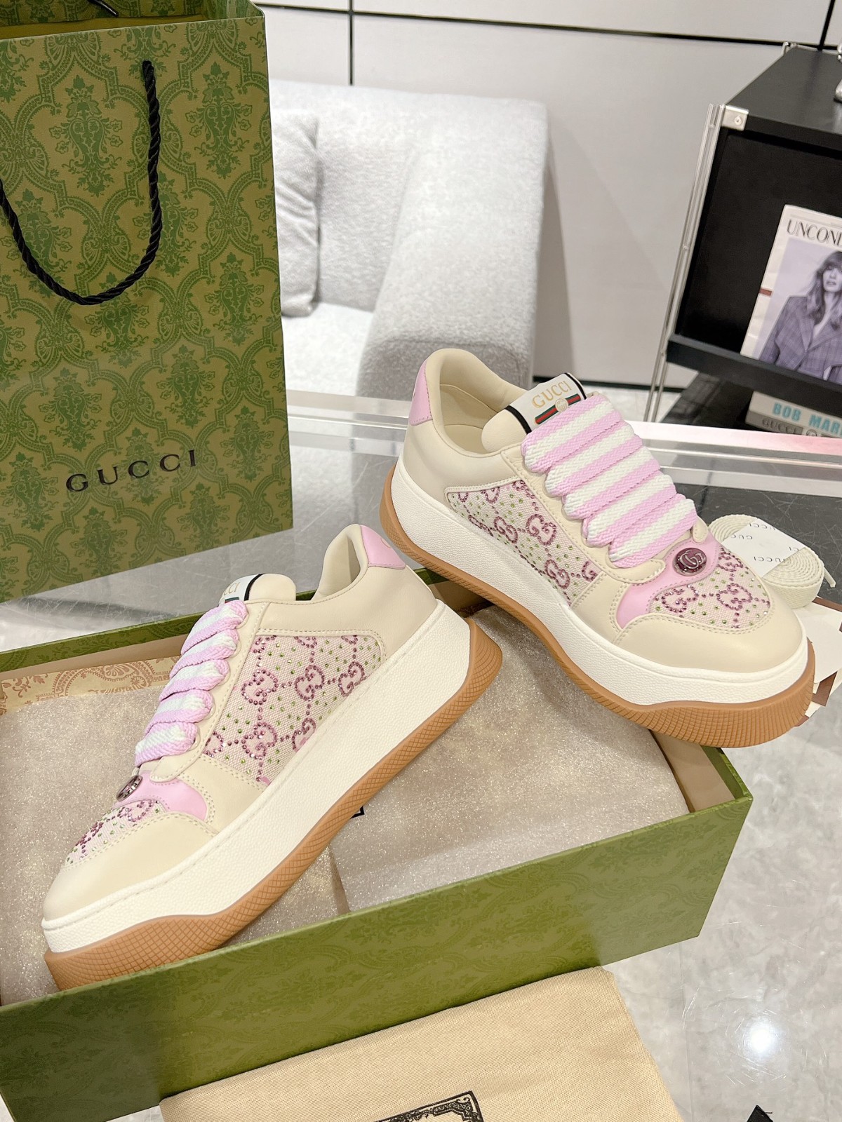 008 38123132 size 35-40