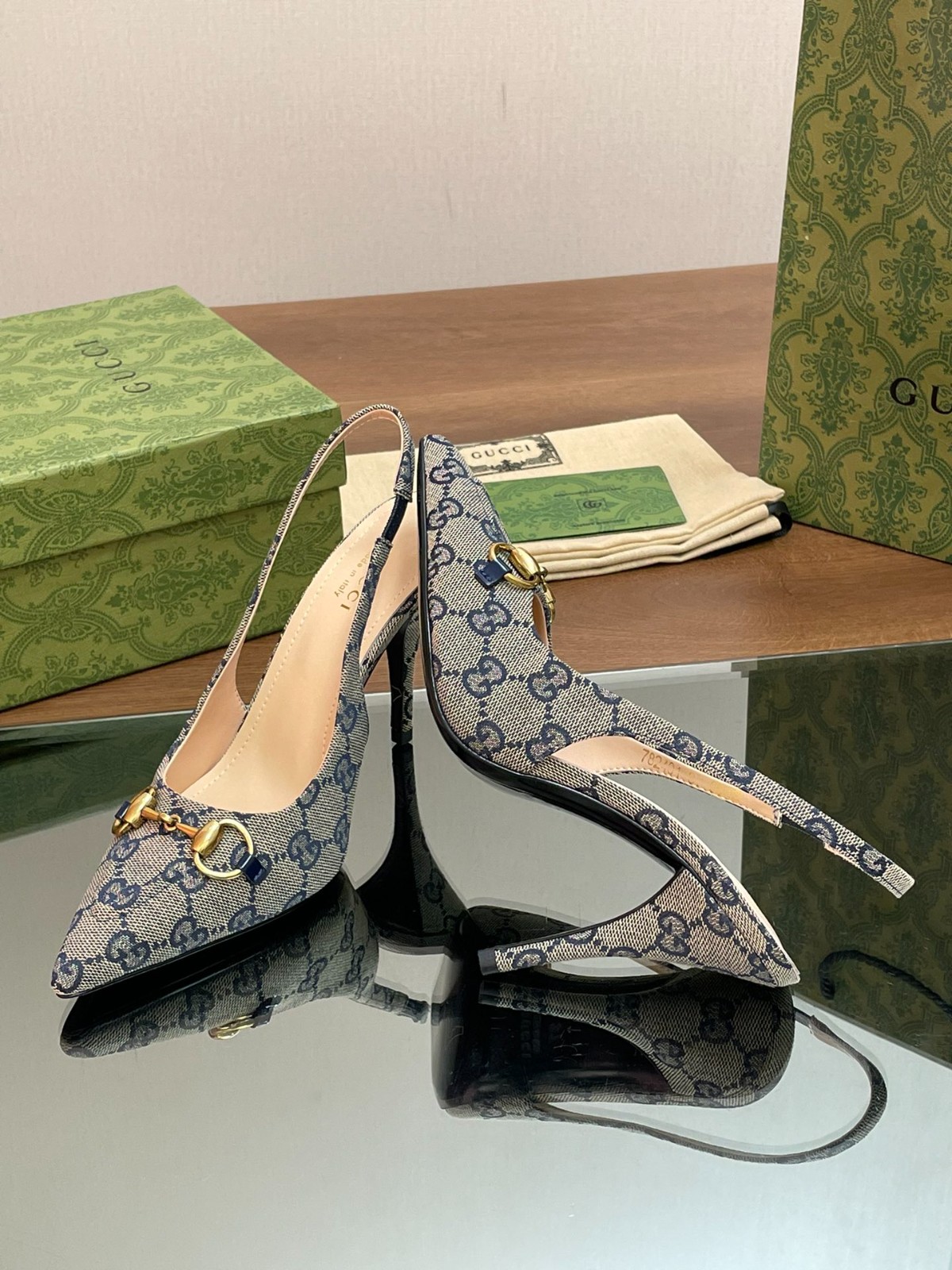 010 32123114 size 35-42