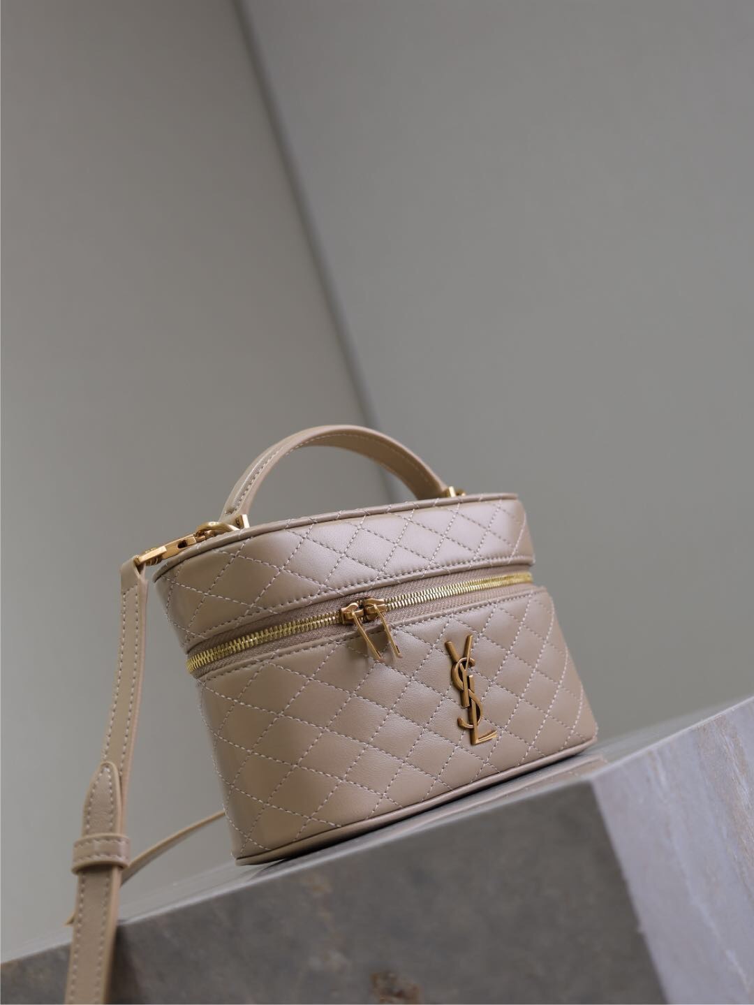 117 YSL 766731