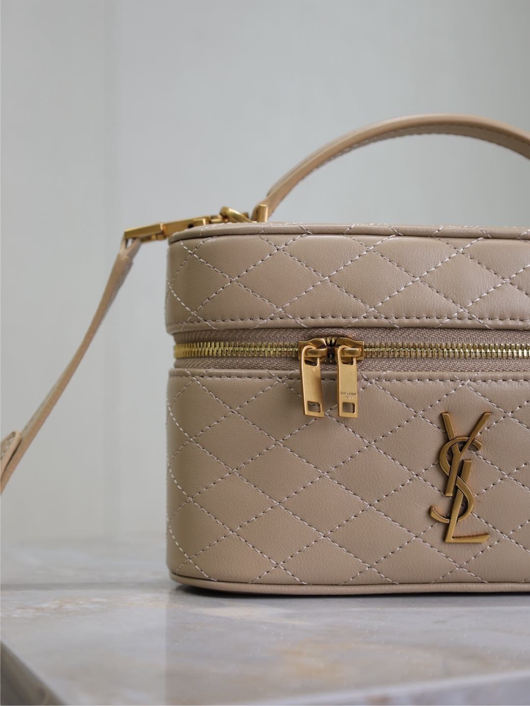 117 YSL 766731