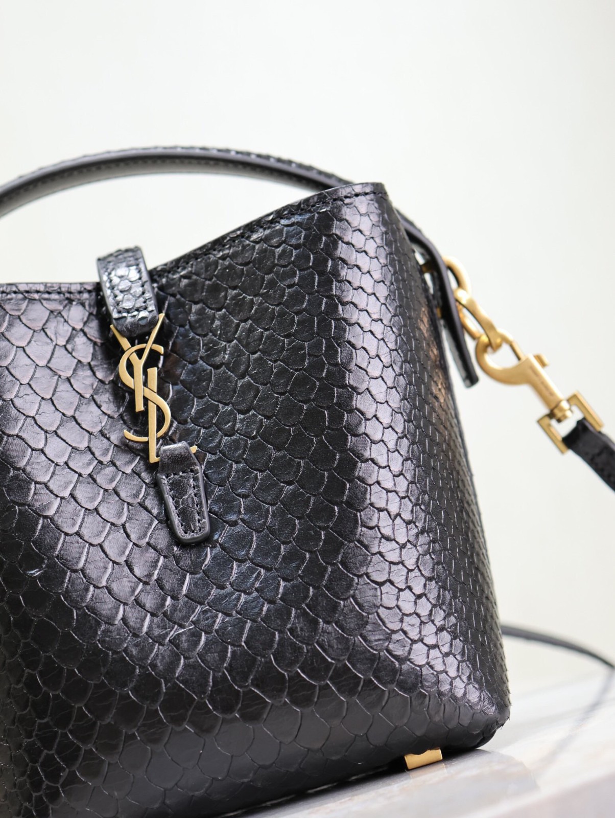 108 YSL 765870