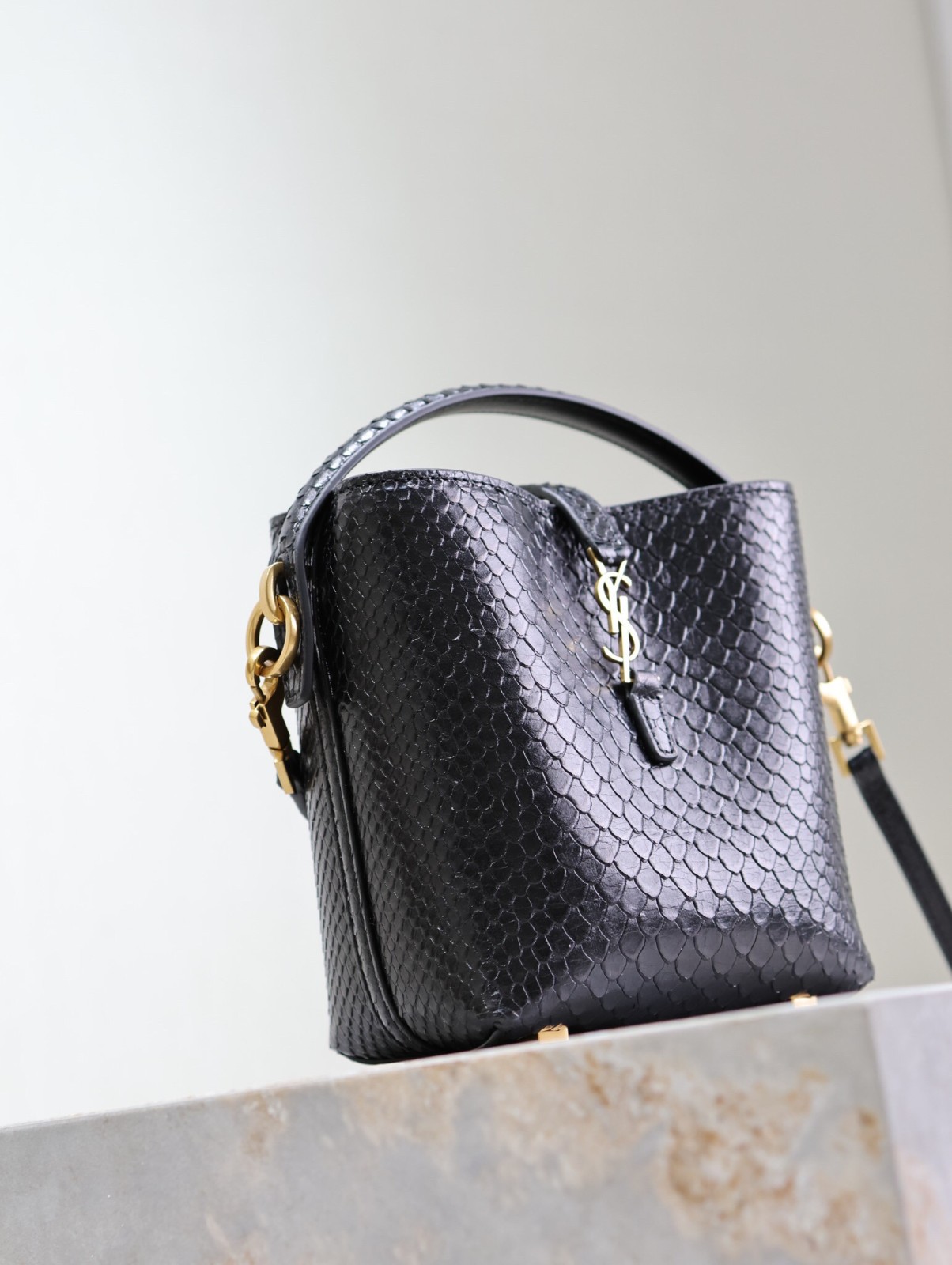 108 YSL 765870
