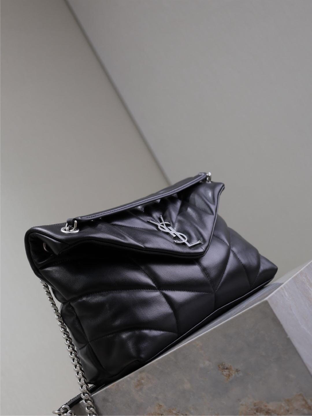 098 YSL 577475