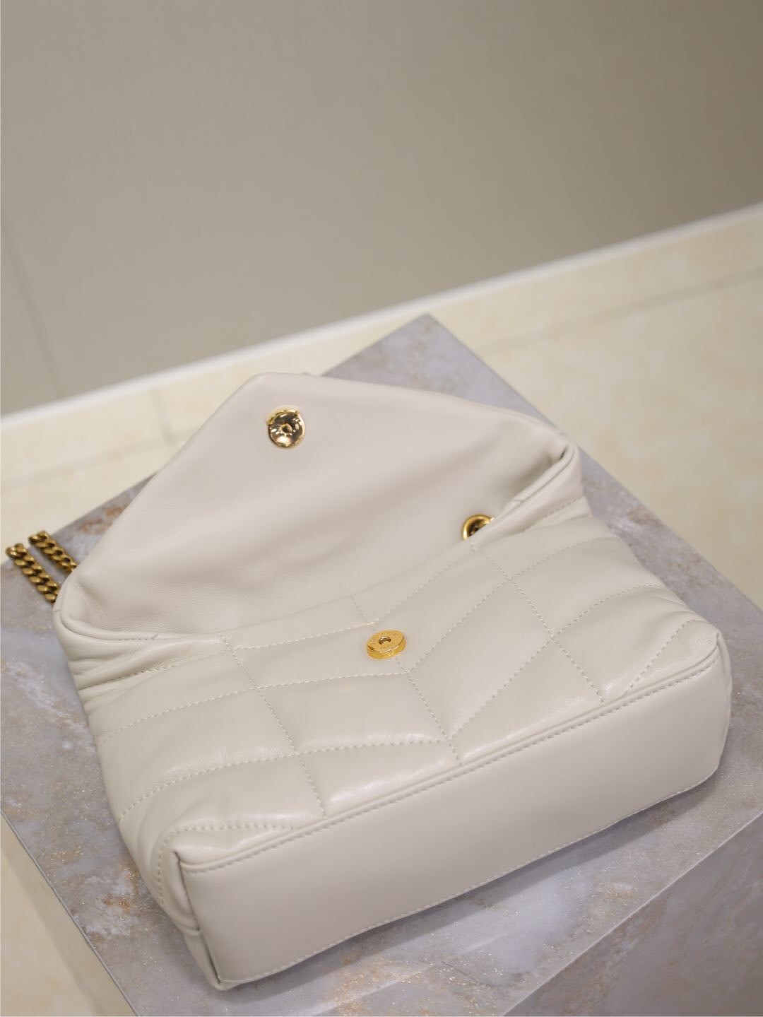 087 YSL 759337
