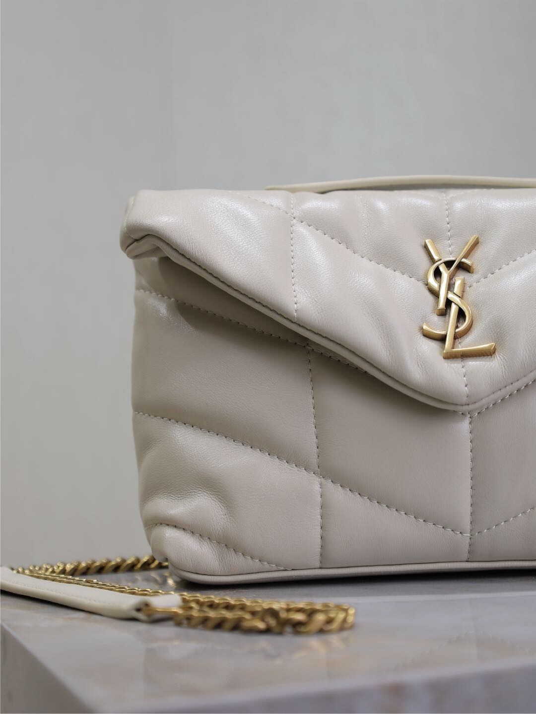 087 YSL 759337