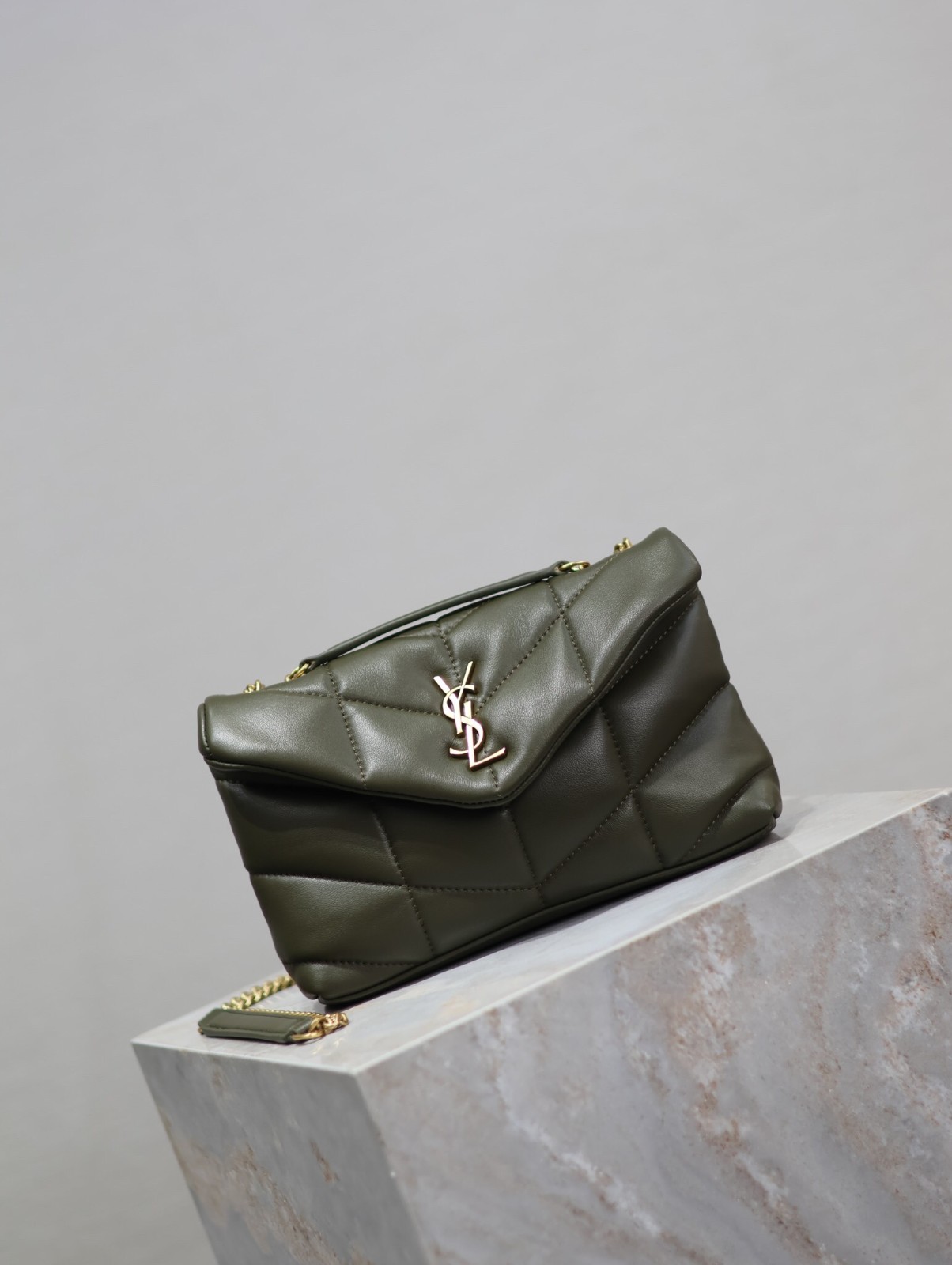 085 YSL 759337
