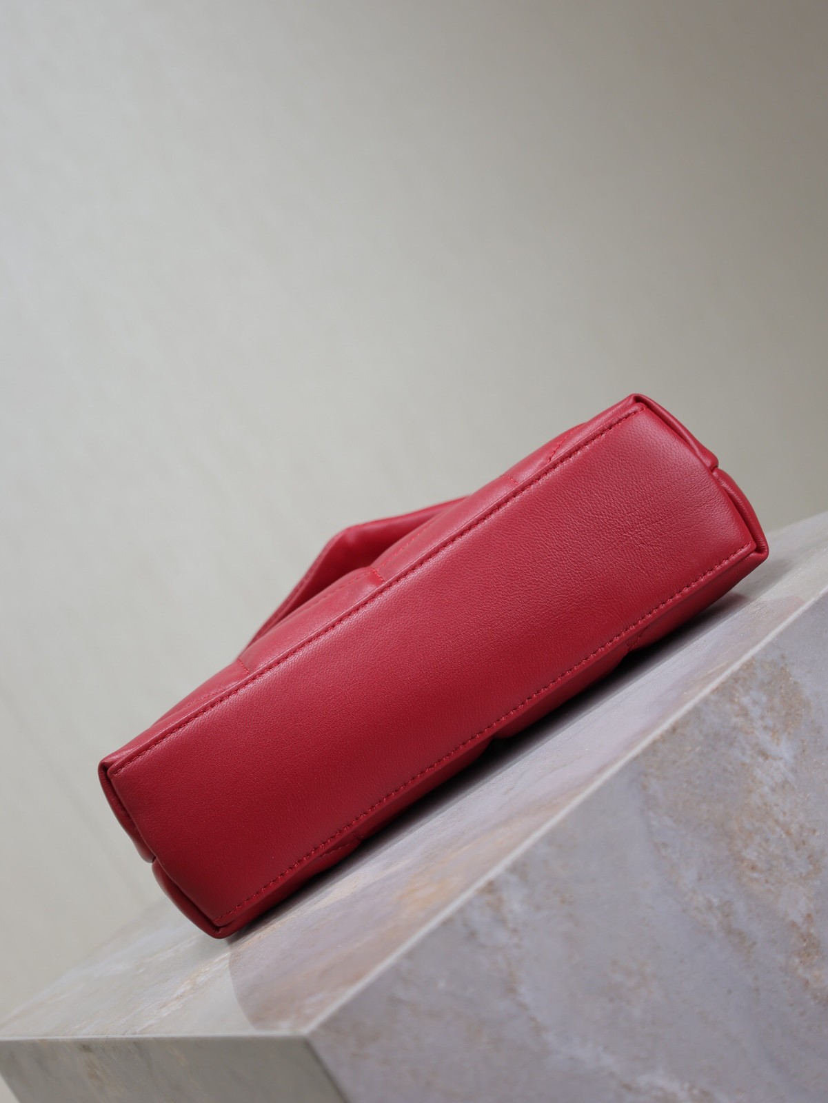 084 YSL 759337