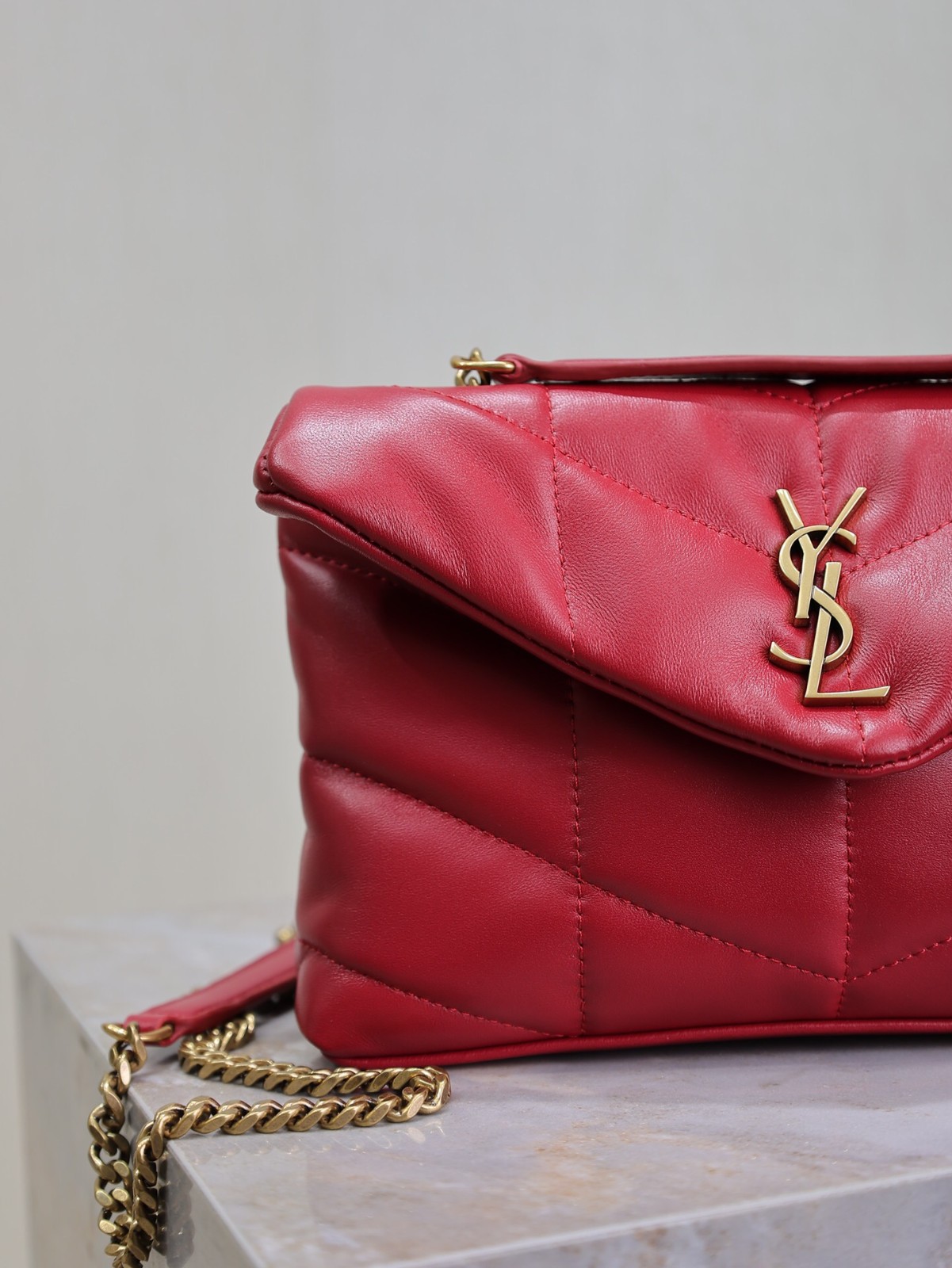 084 YSL 759337