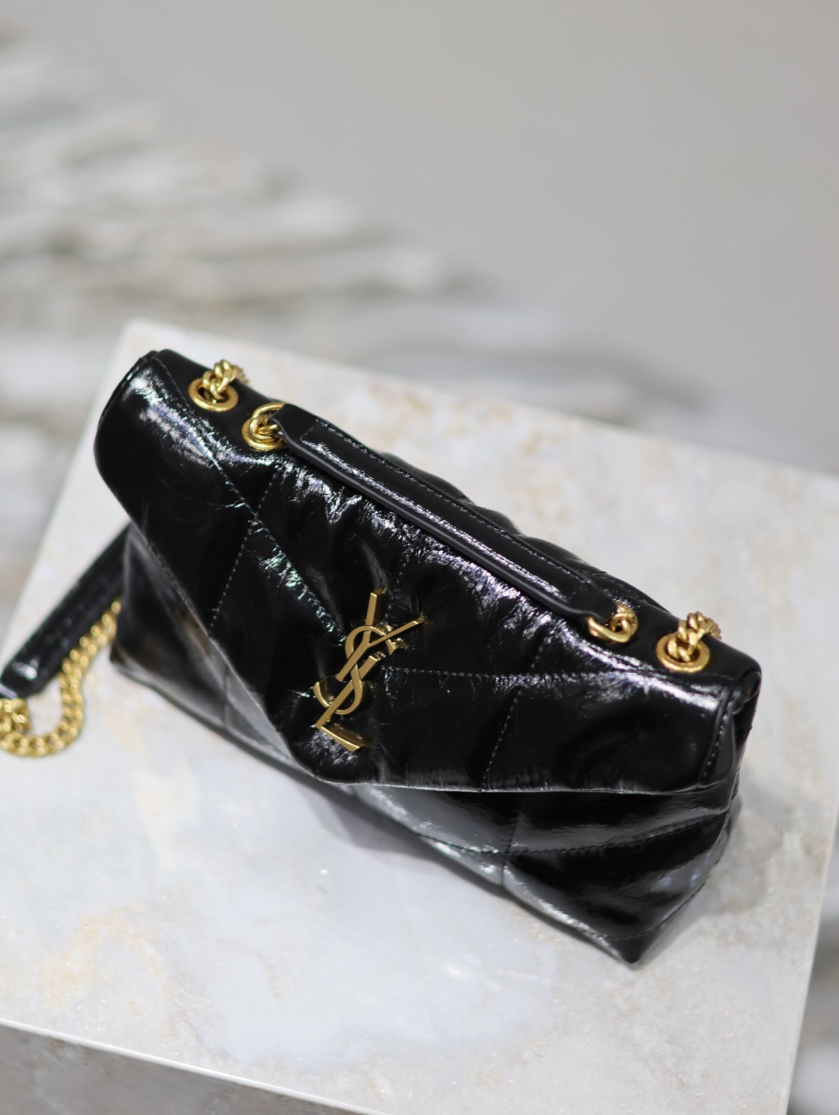 083 YSL 759337
