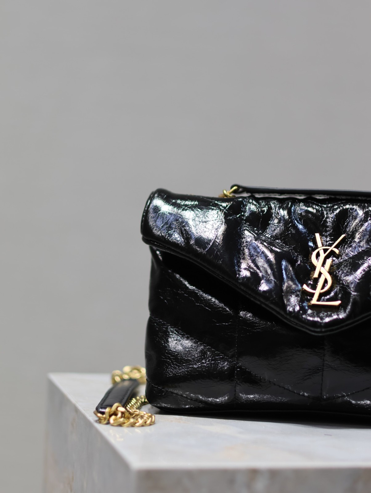 083 YSL 759337