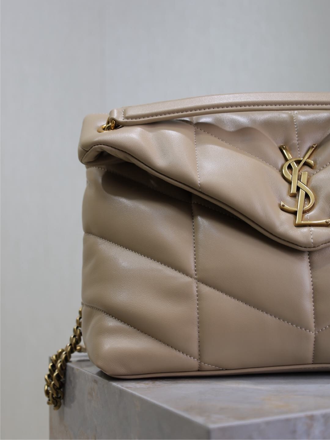 072 YSL 577475