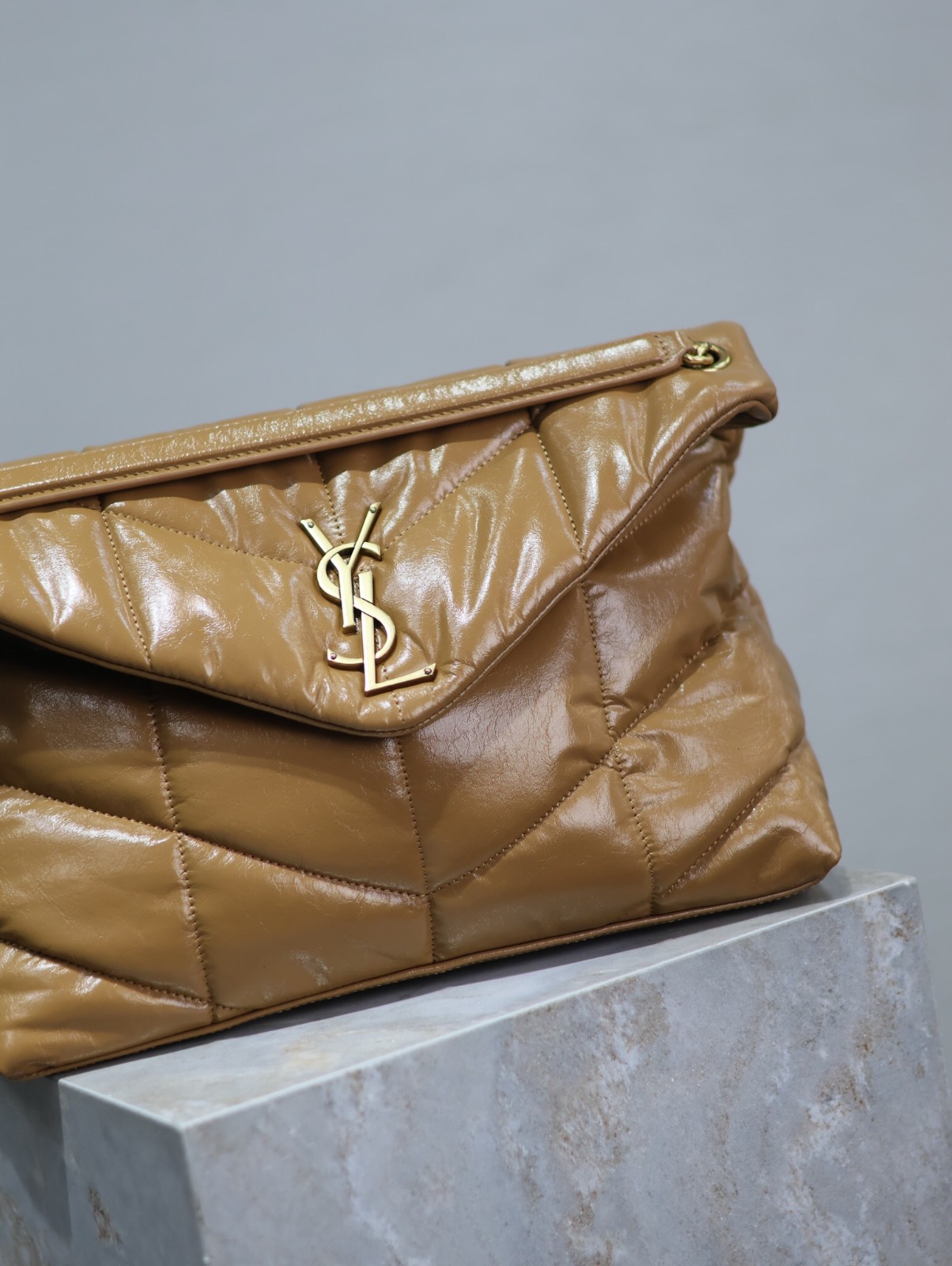 067 YSL 577475
