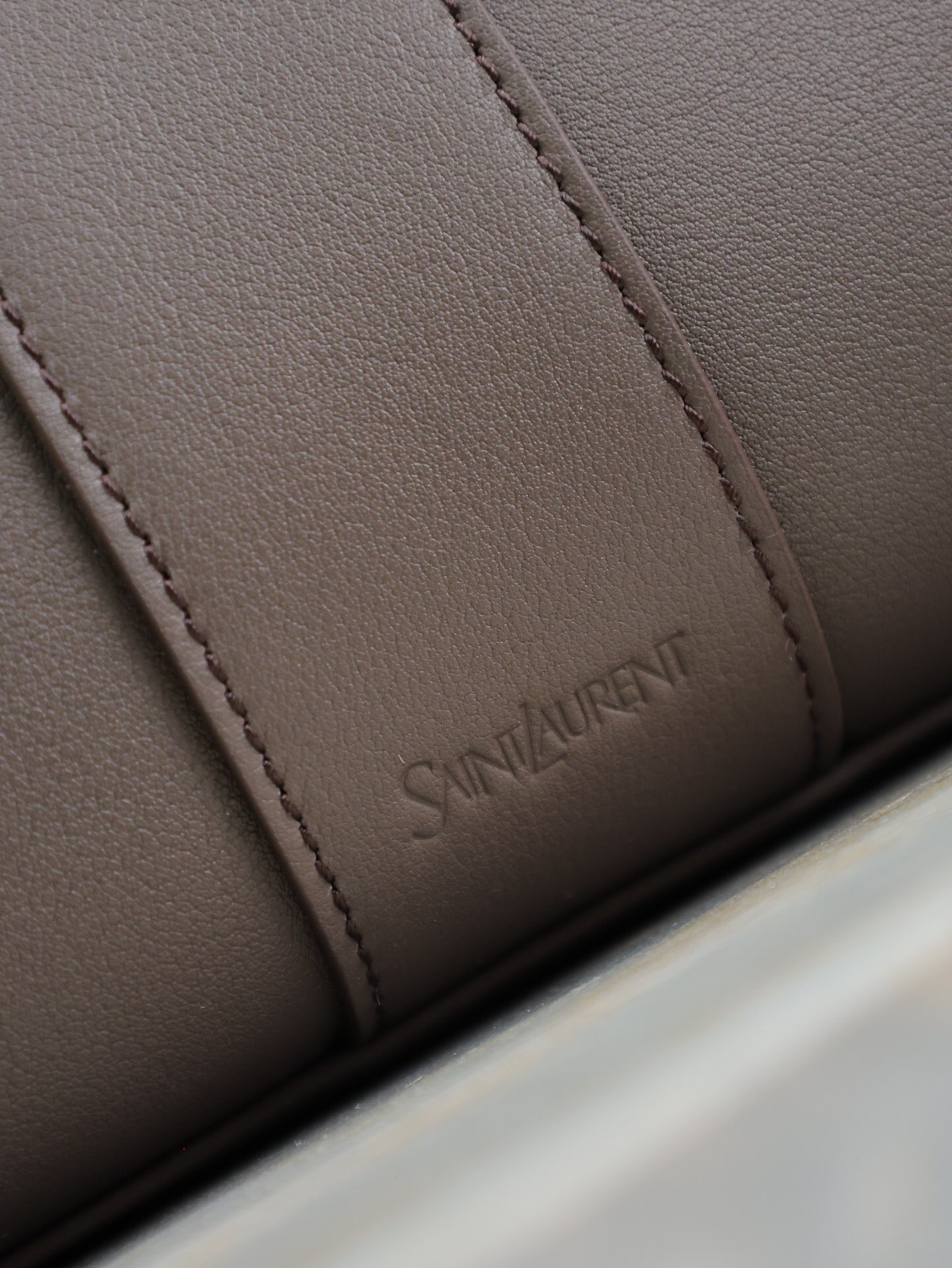 066 YSL 817602