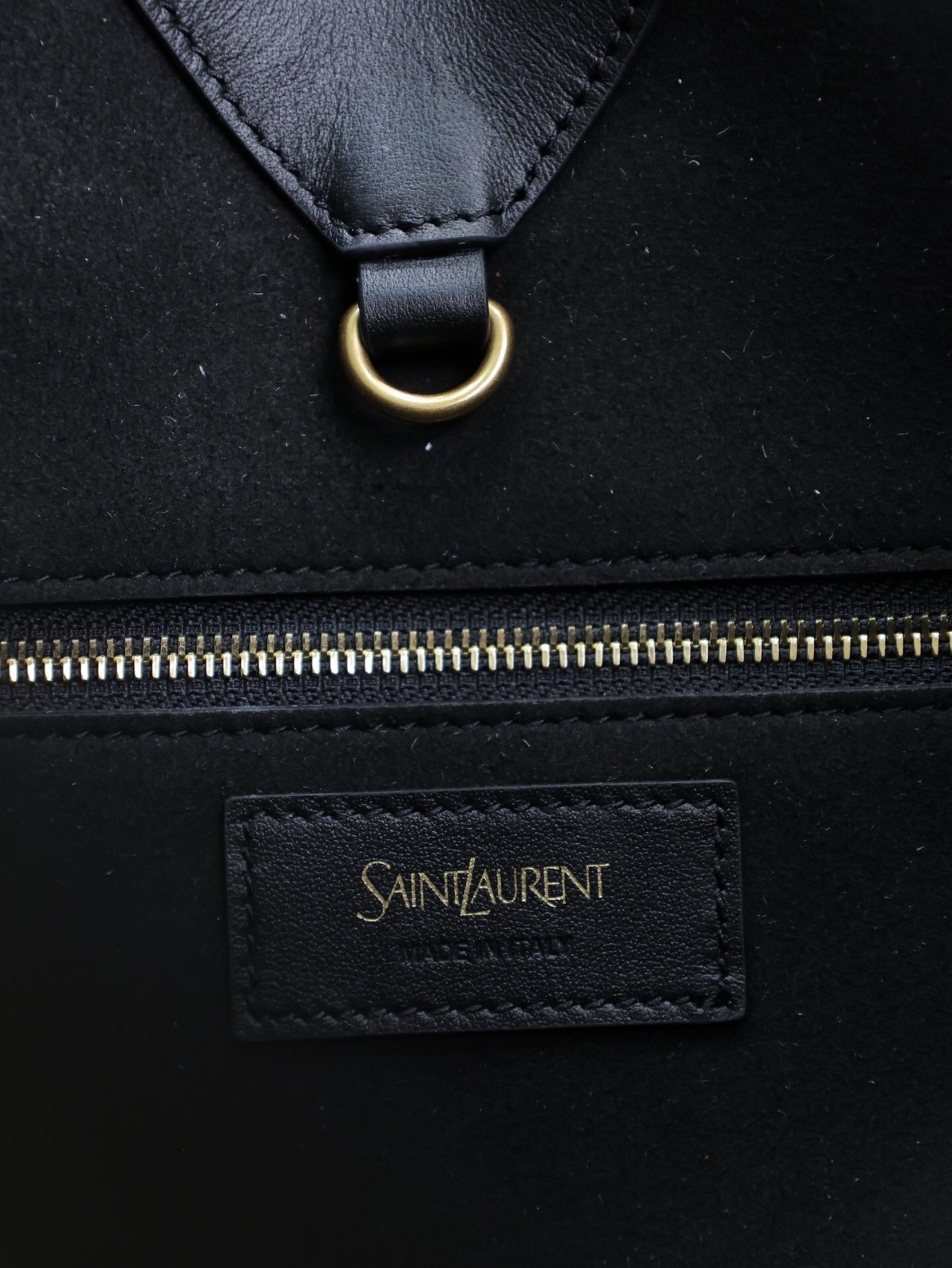 064 YSL 817602