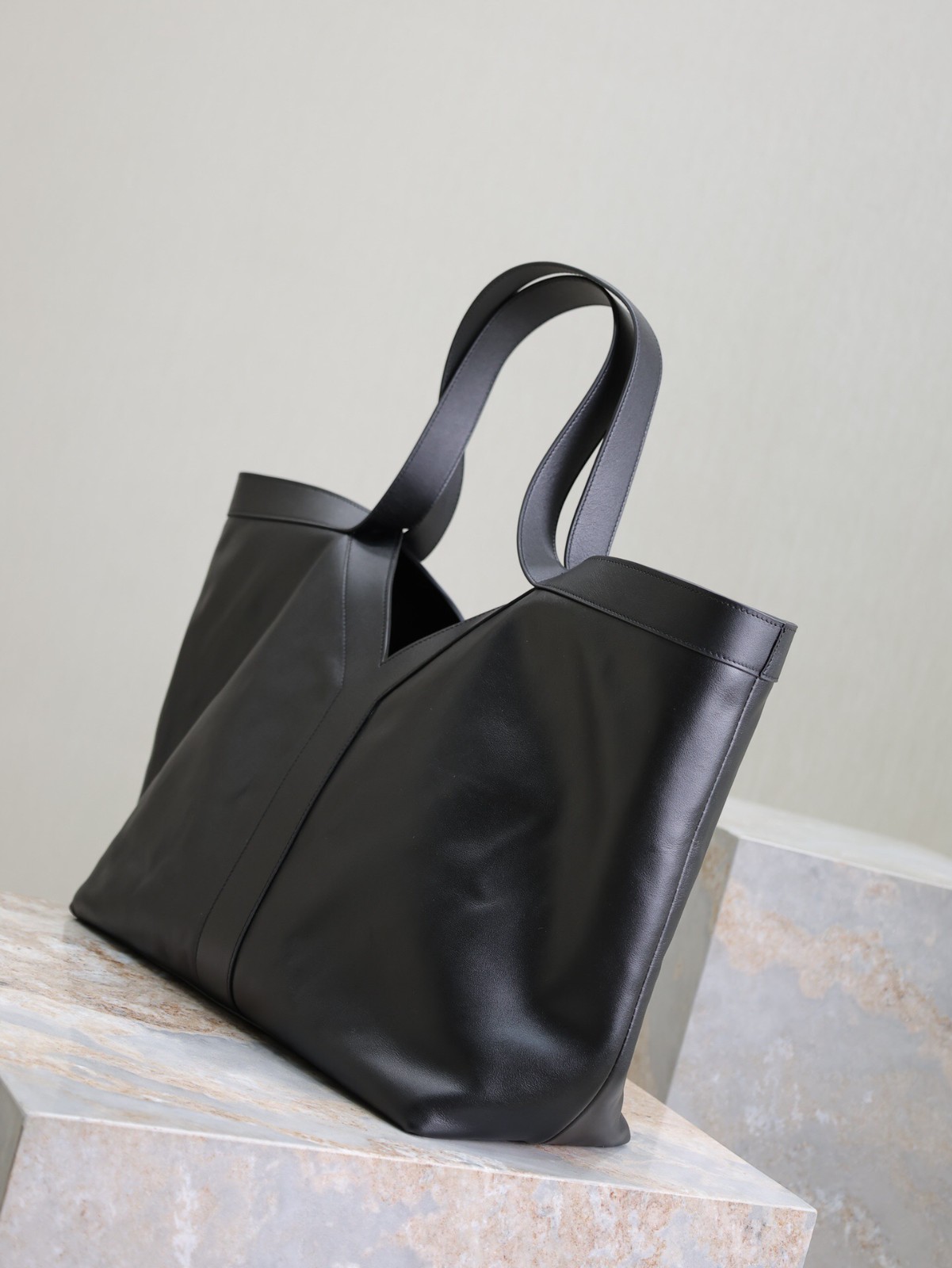 064 YSL 817602