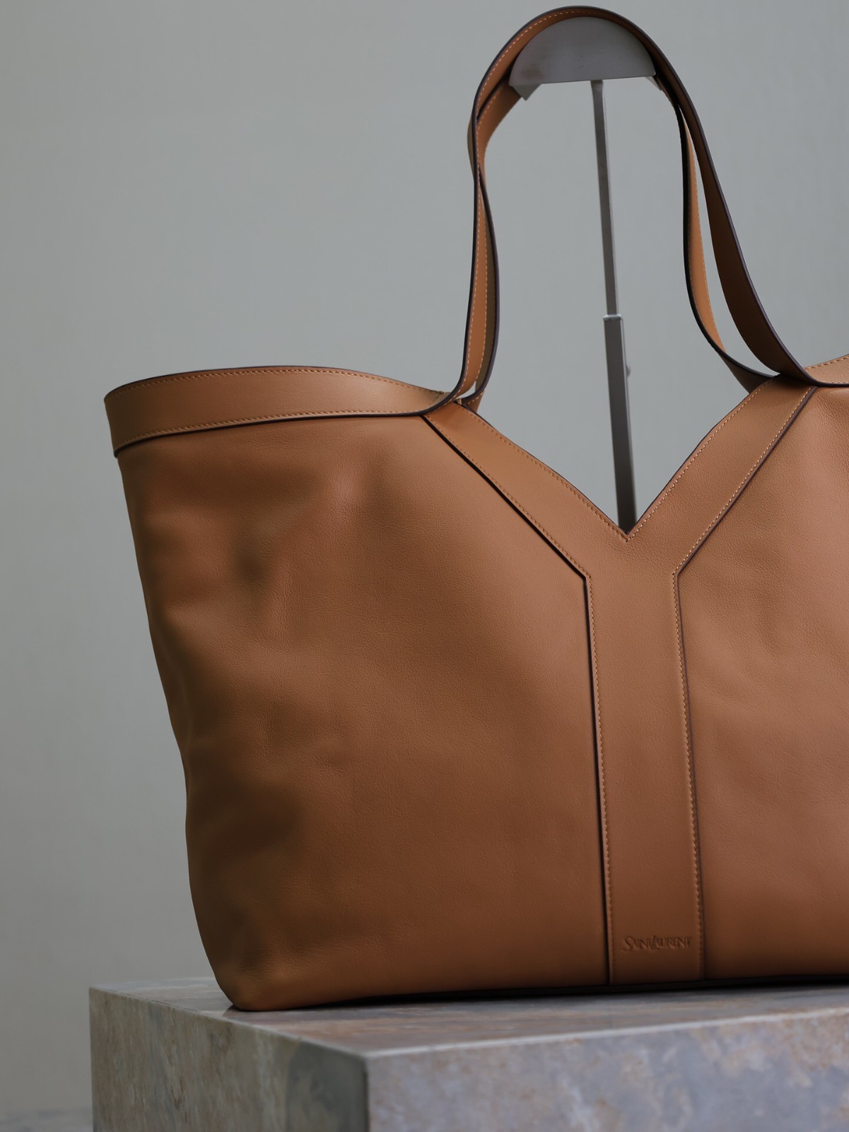 062 YSL  817602