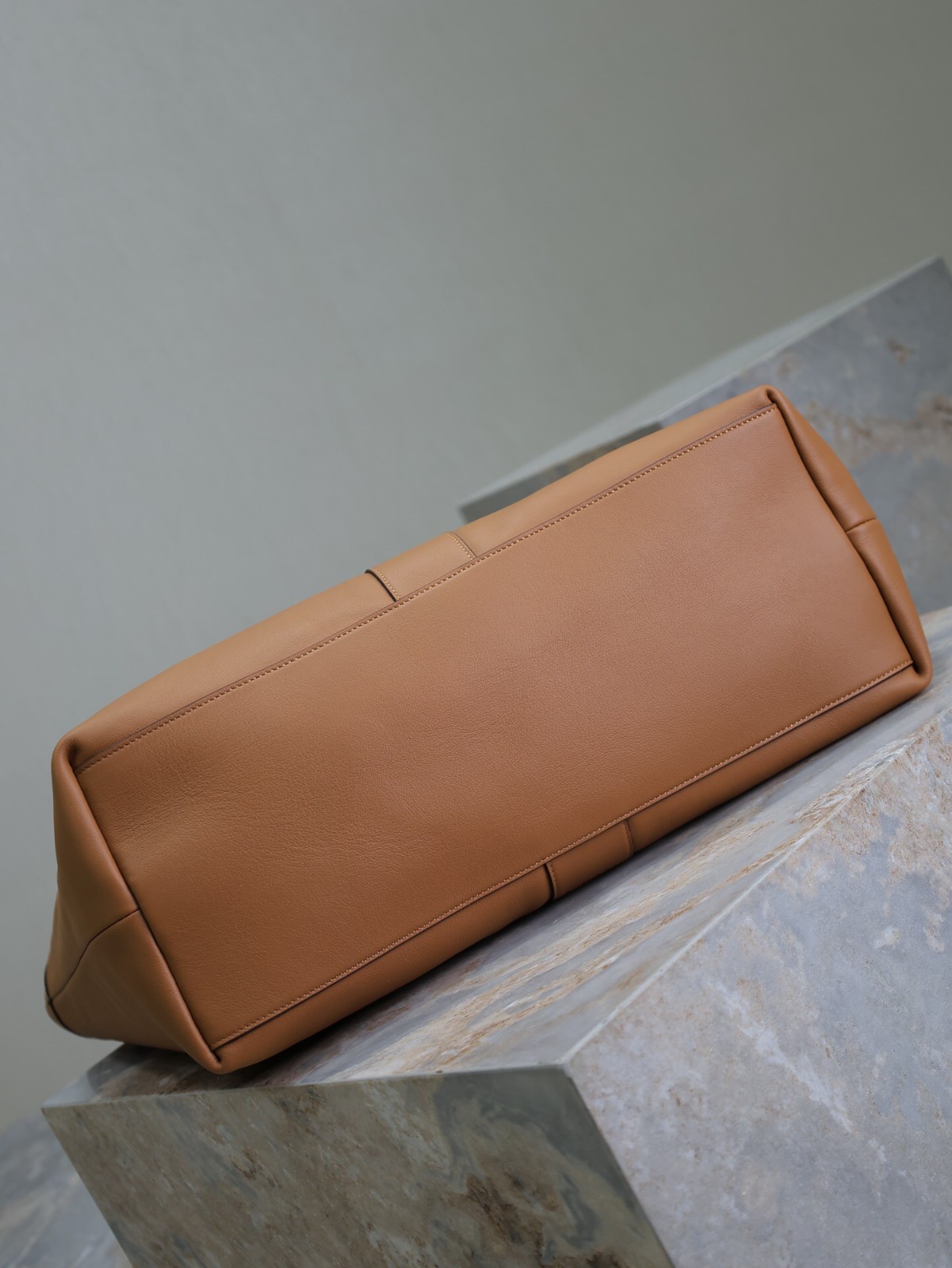 062 YSL  817602