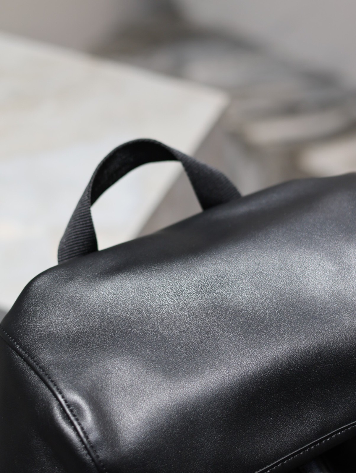 051 YSL 765285