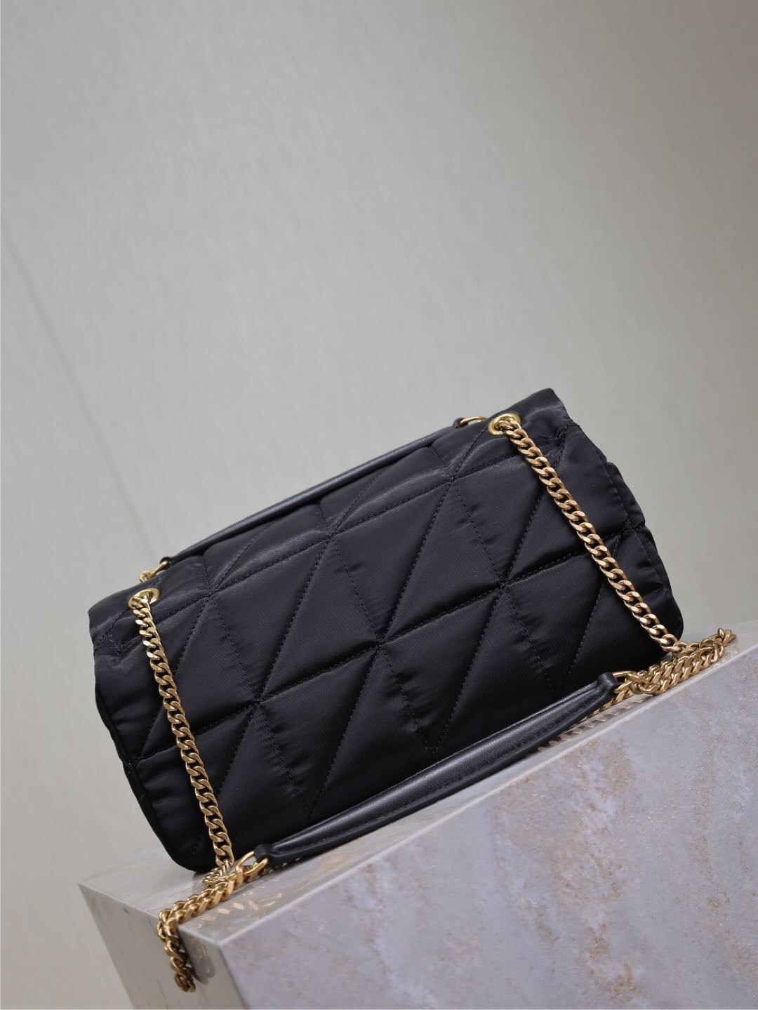 049 YSL 515821